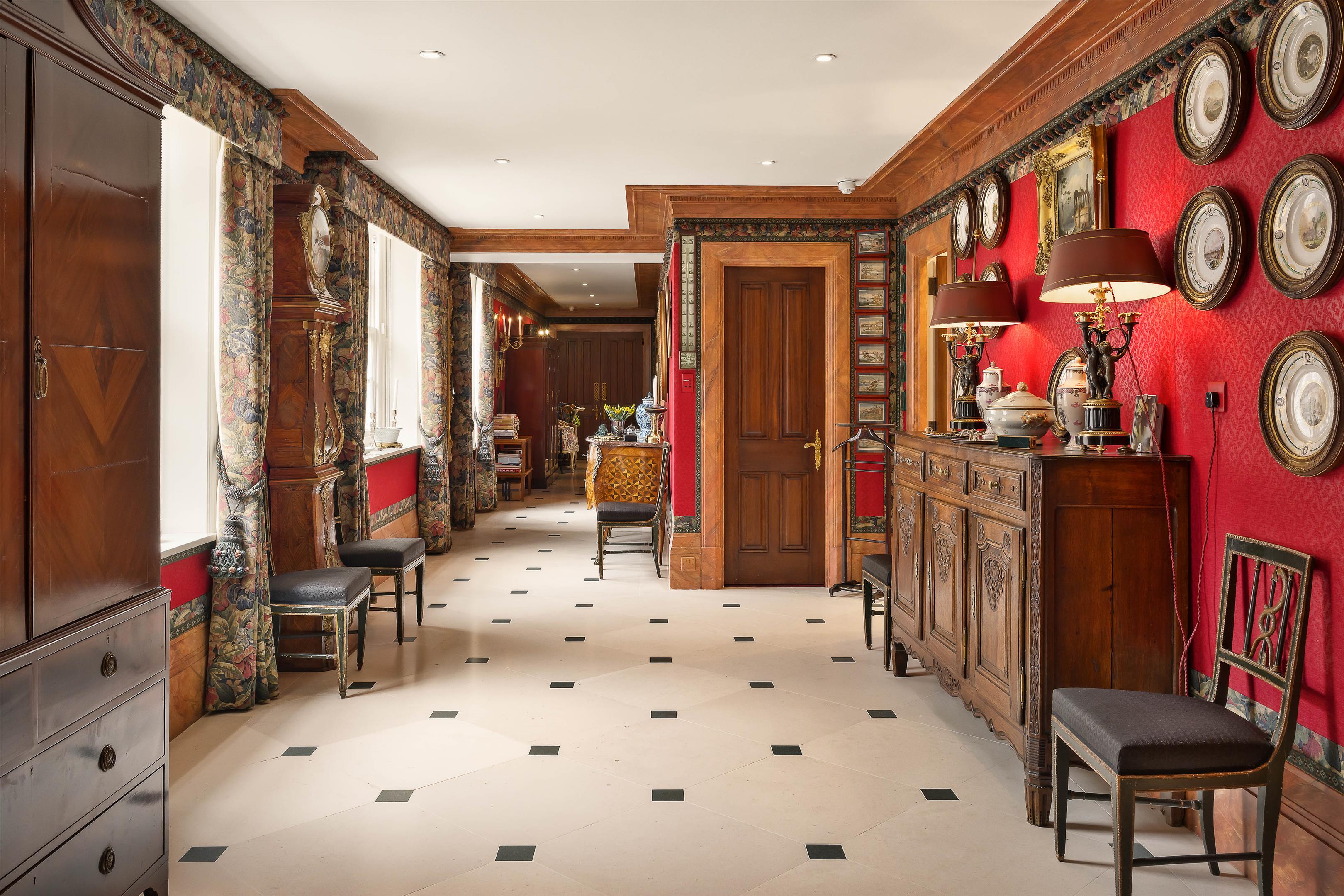 Academy Gardens, Duchess of Bedfords Walk, London, W8