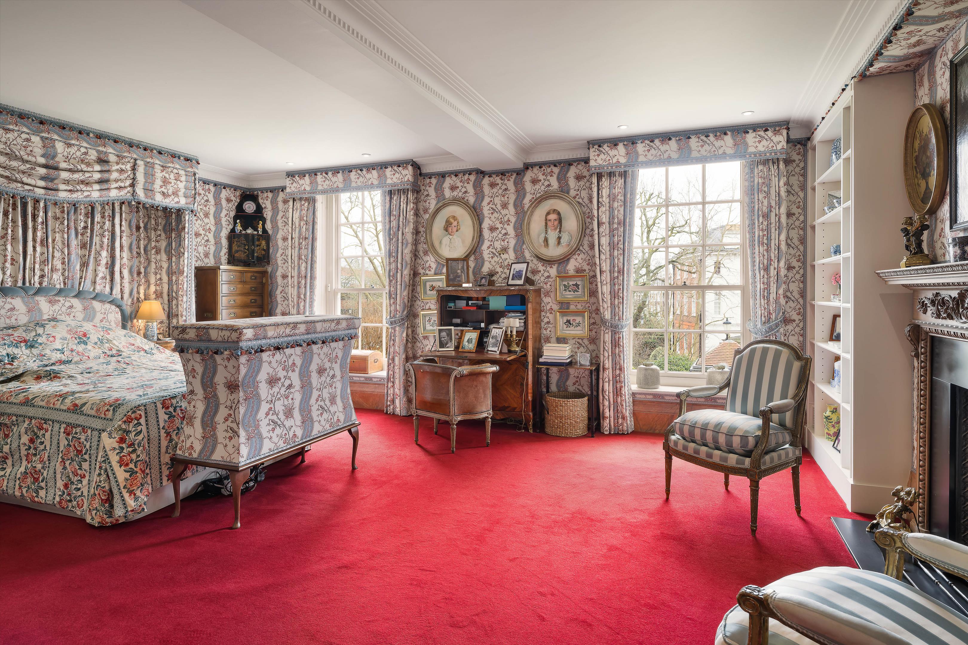Academy Gardens, Duchess of Bedfords Walk, London, W8