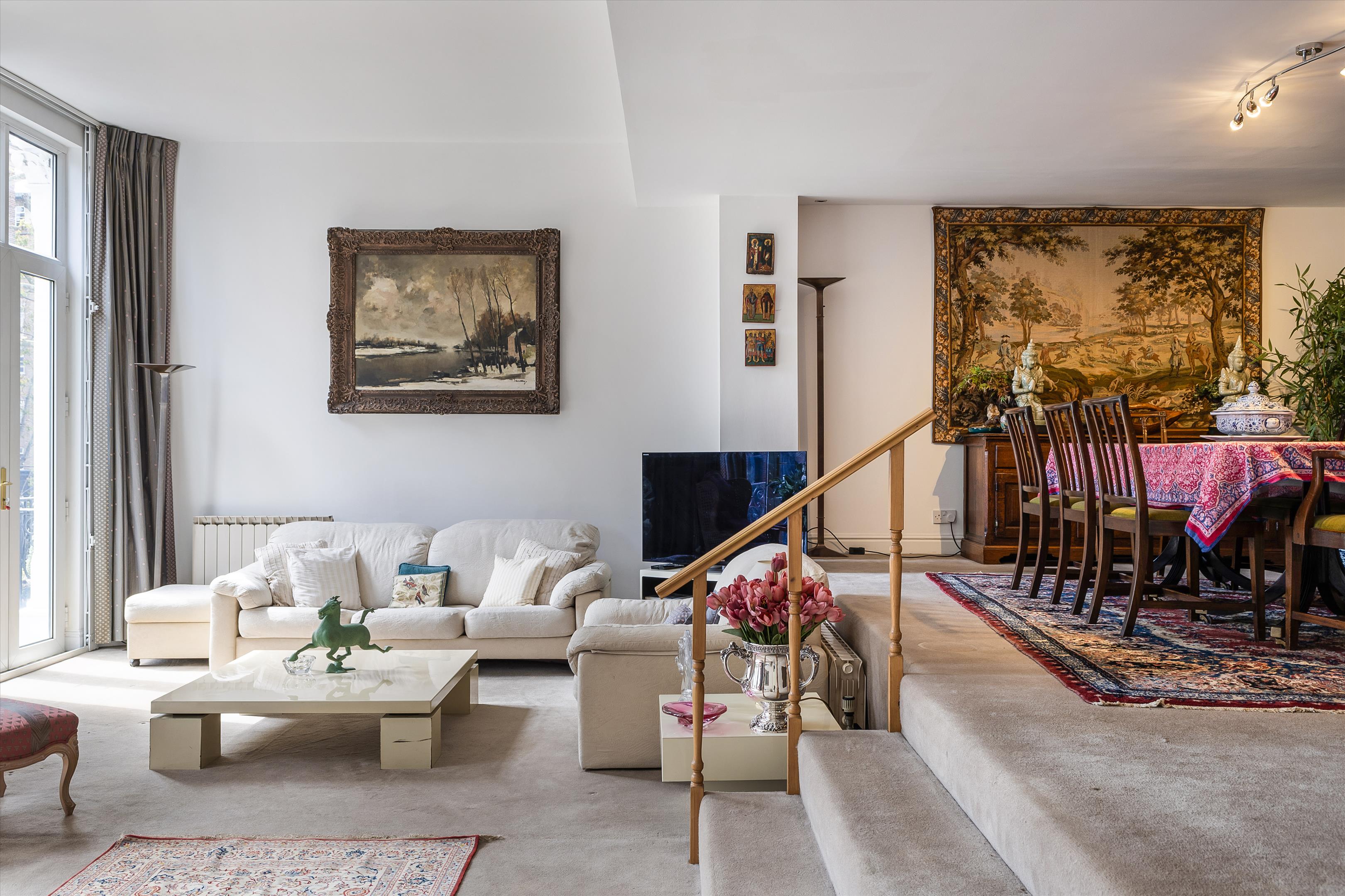 Vicarage Gate, London, W8