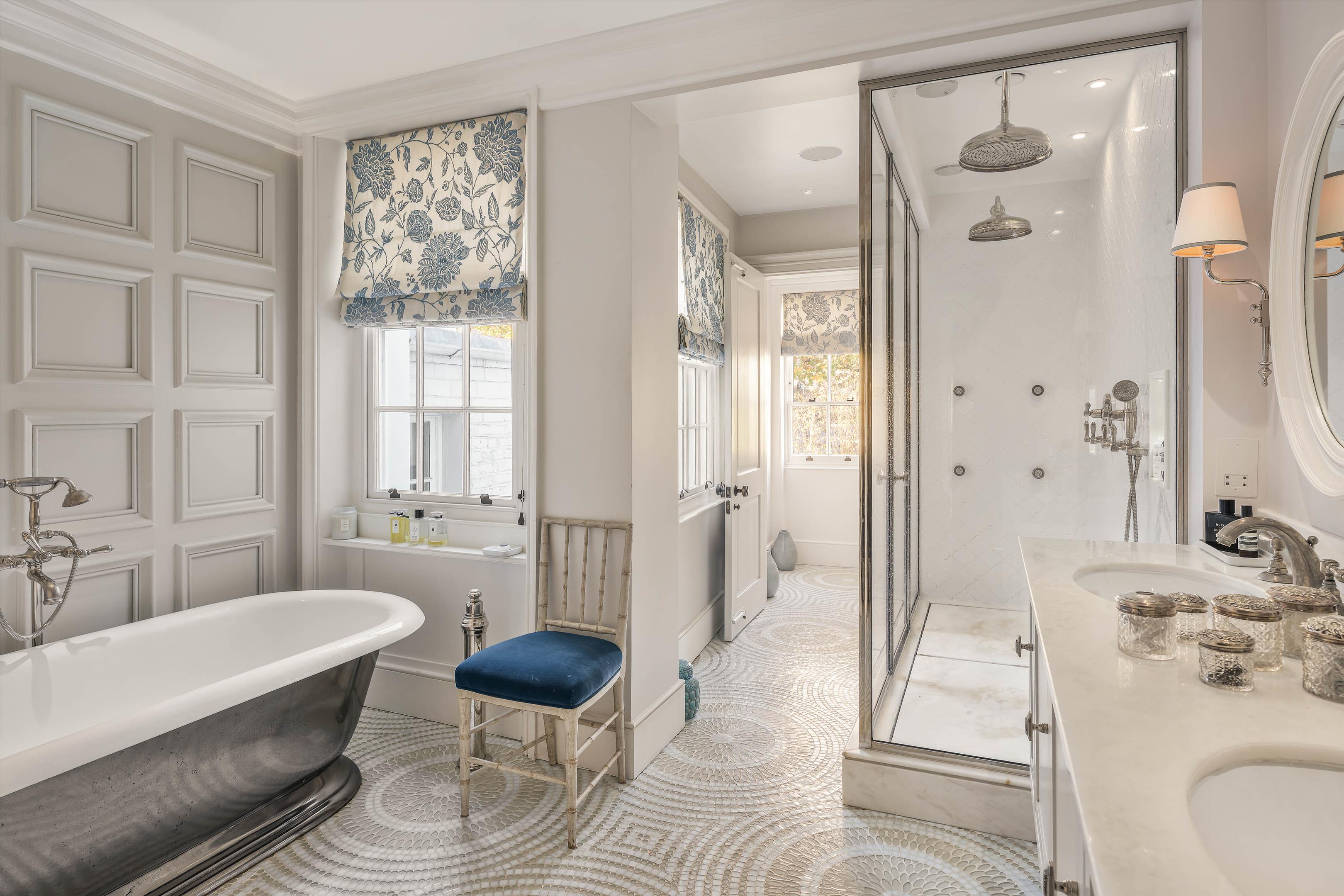 Cheyne Walk, Chelsea, London, SW3