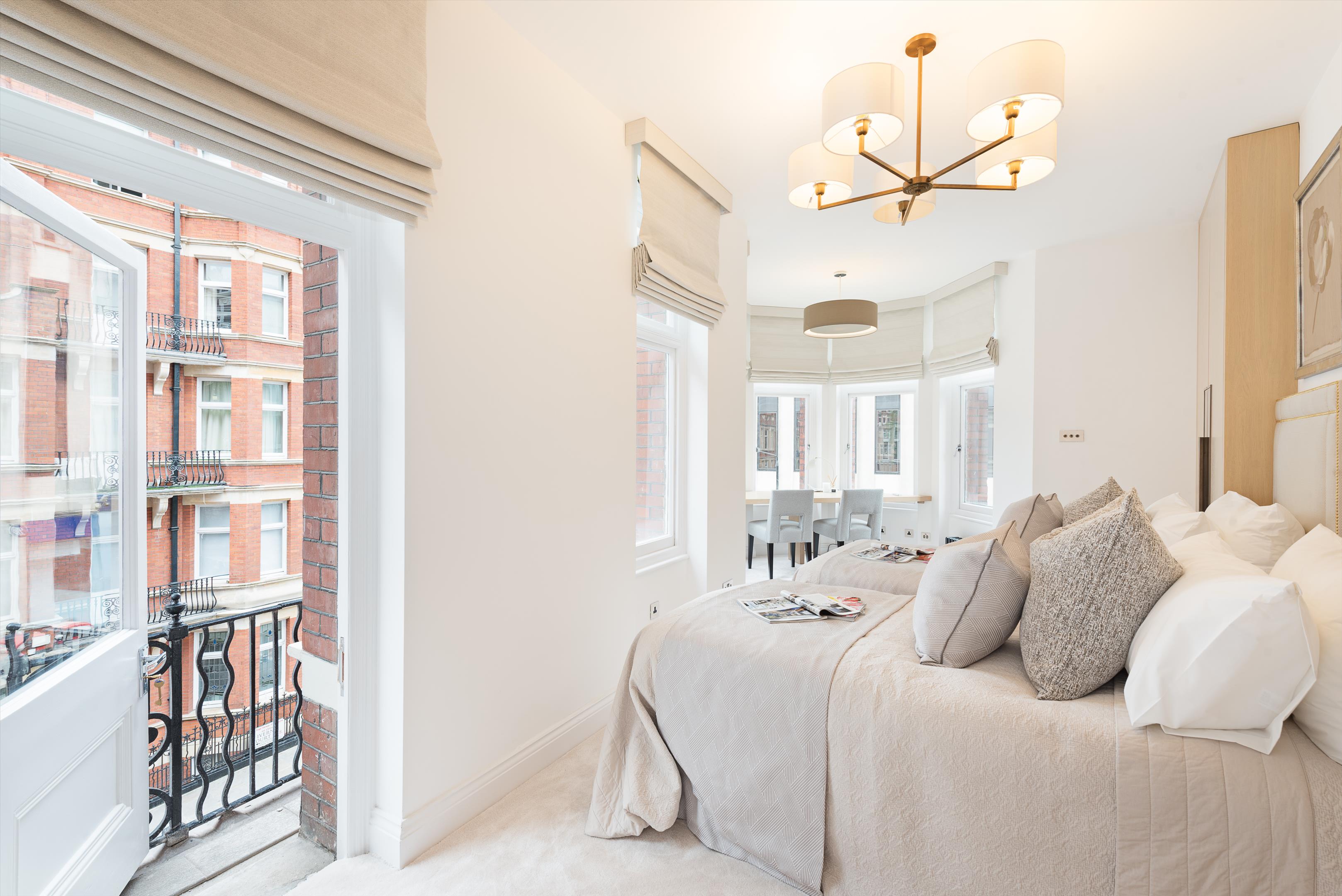 Iverna Court, London W8