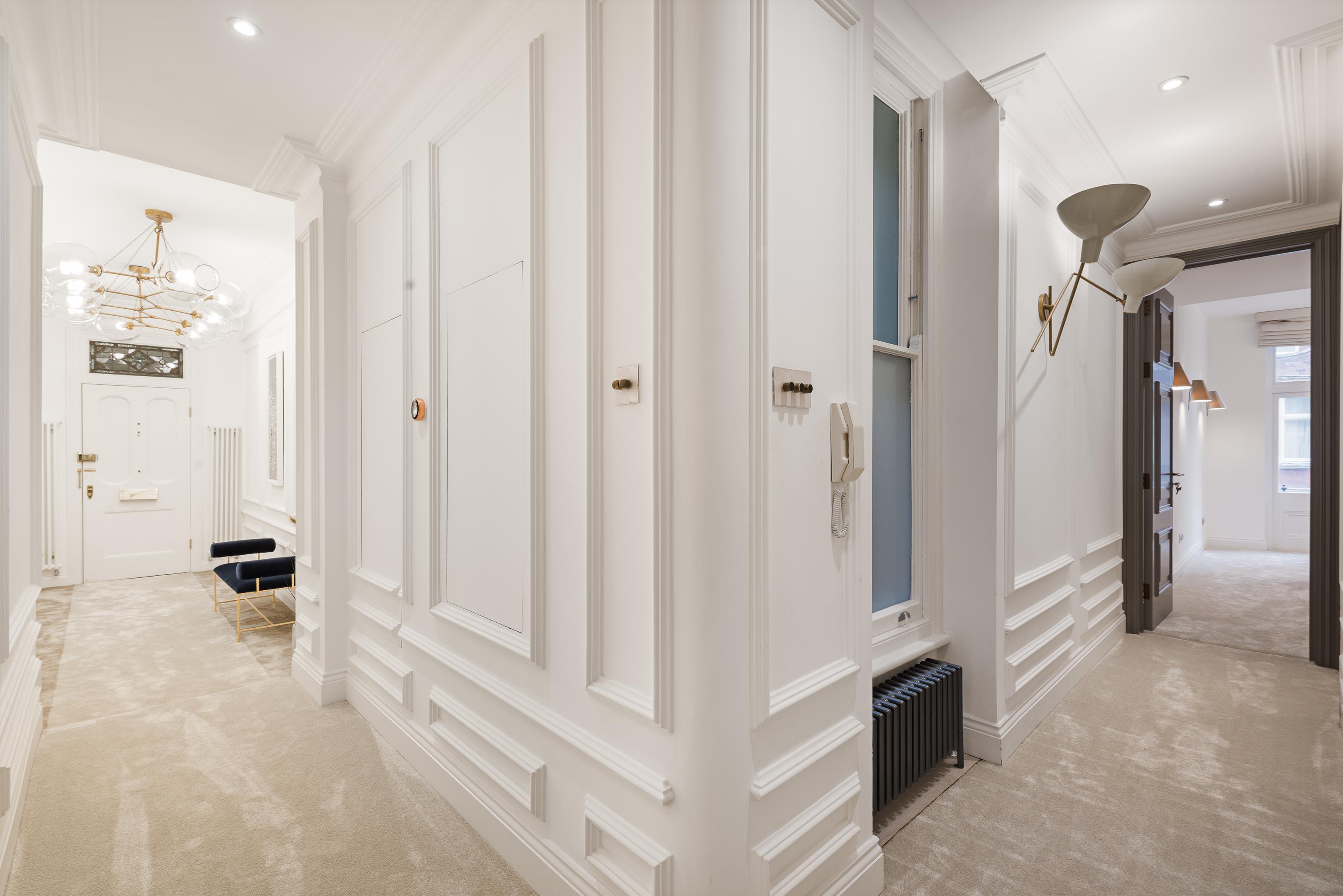 Iverna Court, London W8