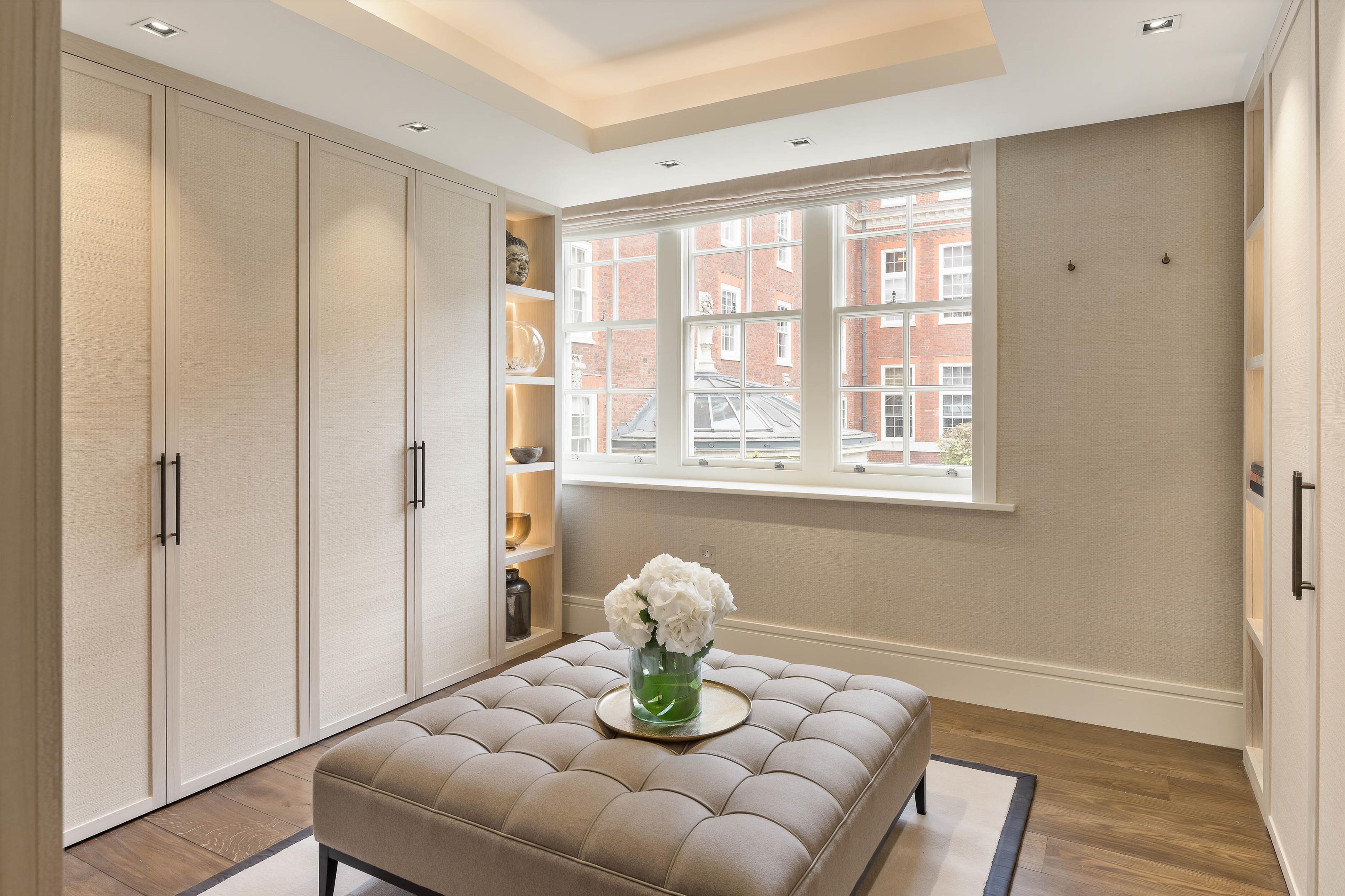 Duchess Of Bedfords Walk, London W8