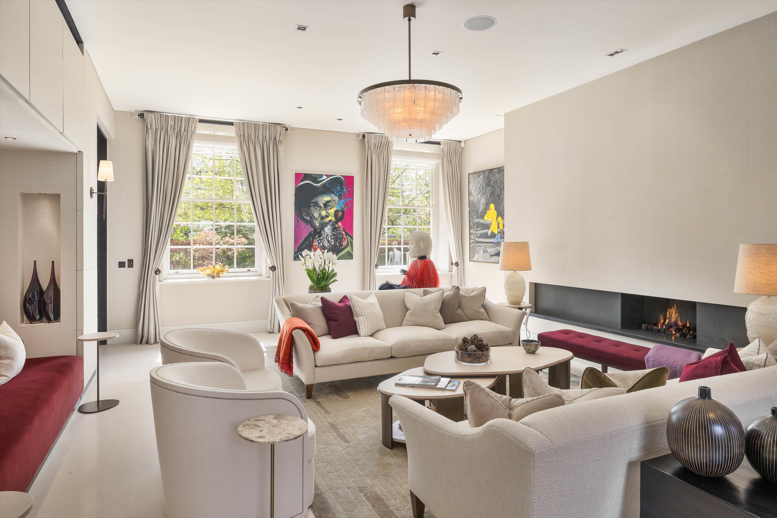 Duchess Of Bedfords Walk, London W8