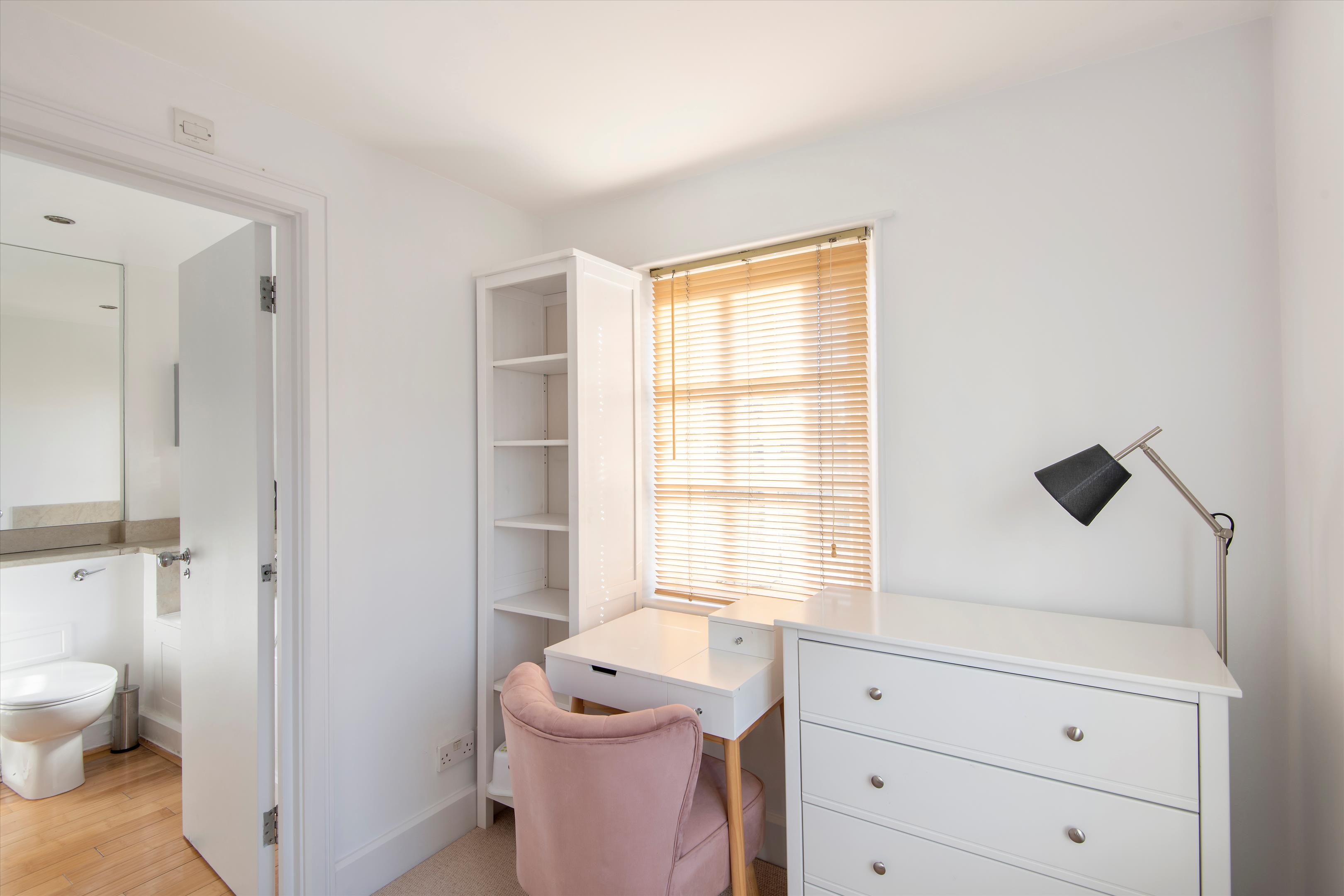 Callcott Street, Kensington, London W8