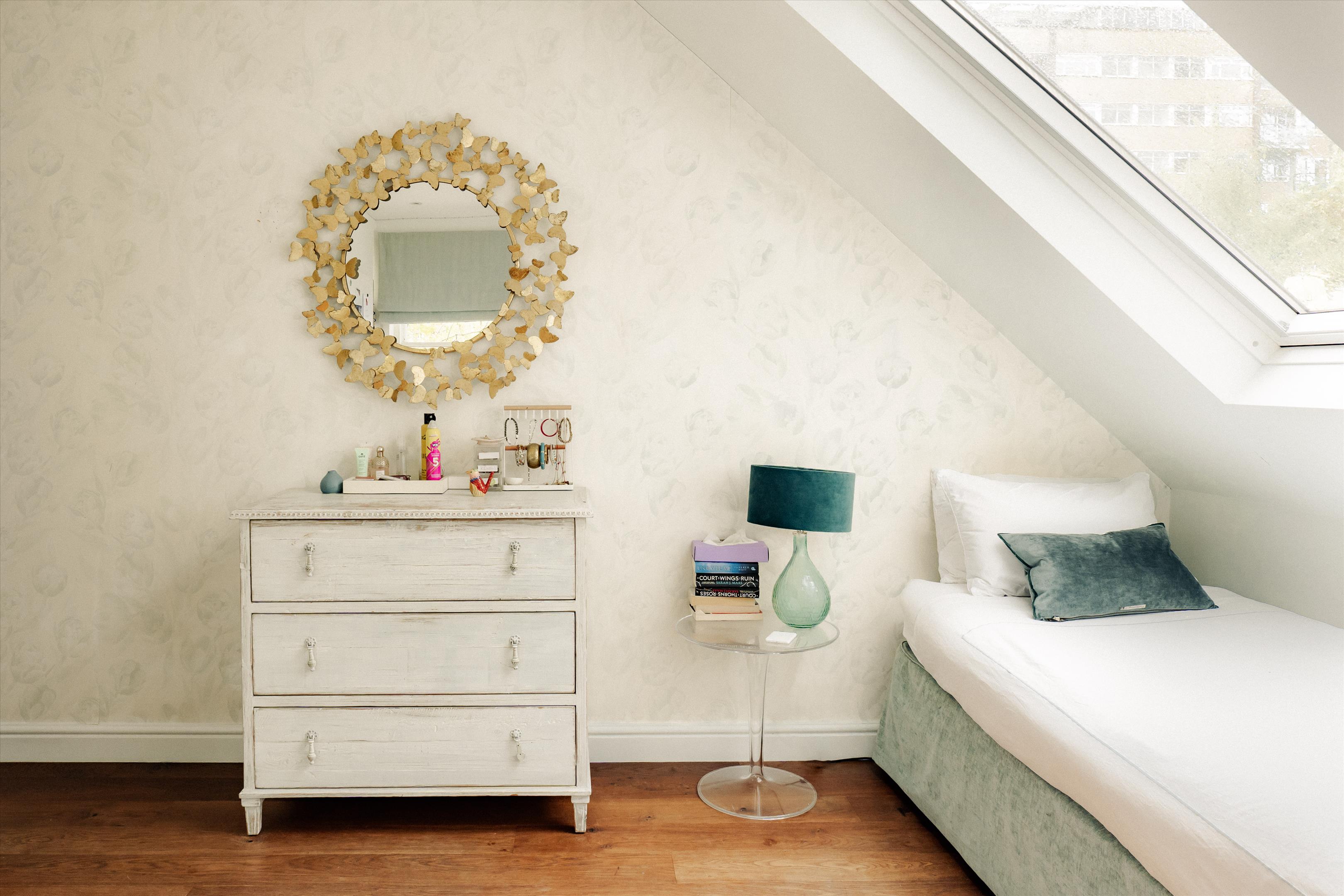 Holland Park Road, London W14
