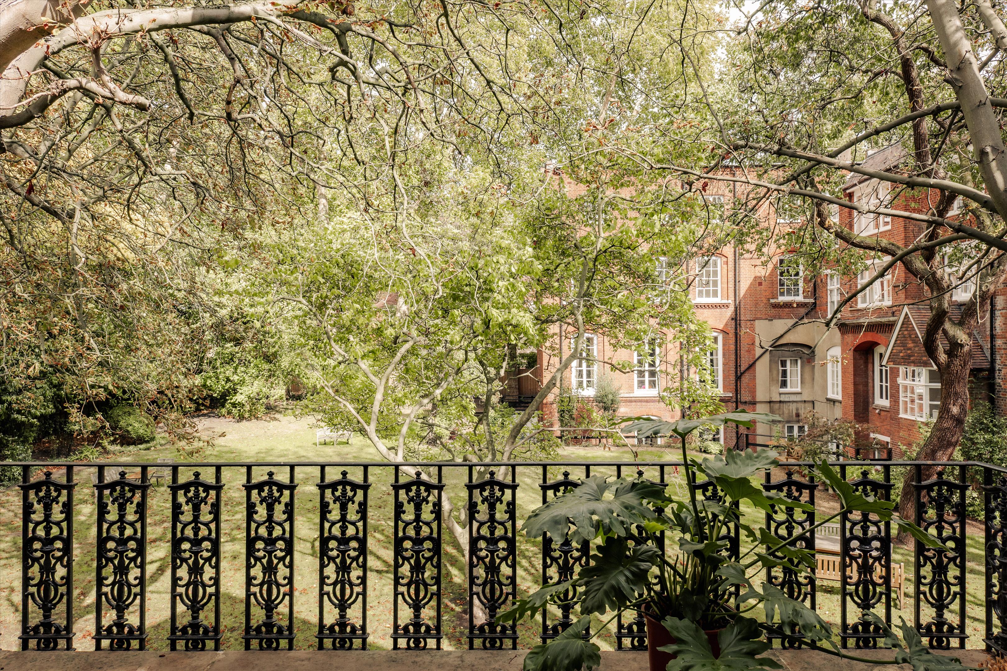 Holland Park Road, London W14