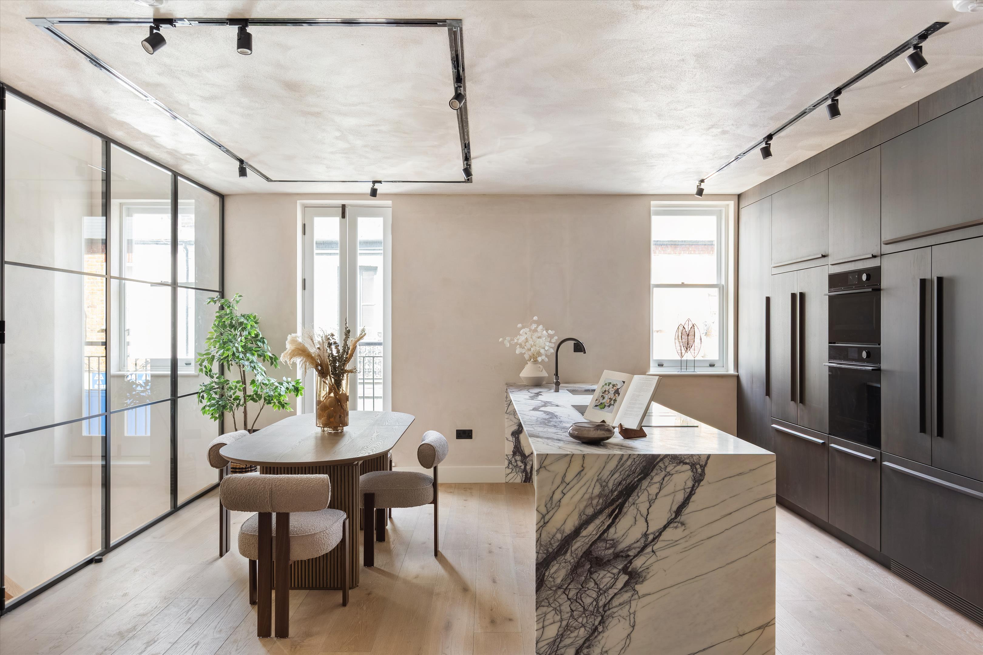 Russell Gardens Mews, London W14