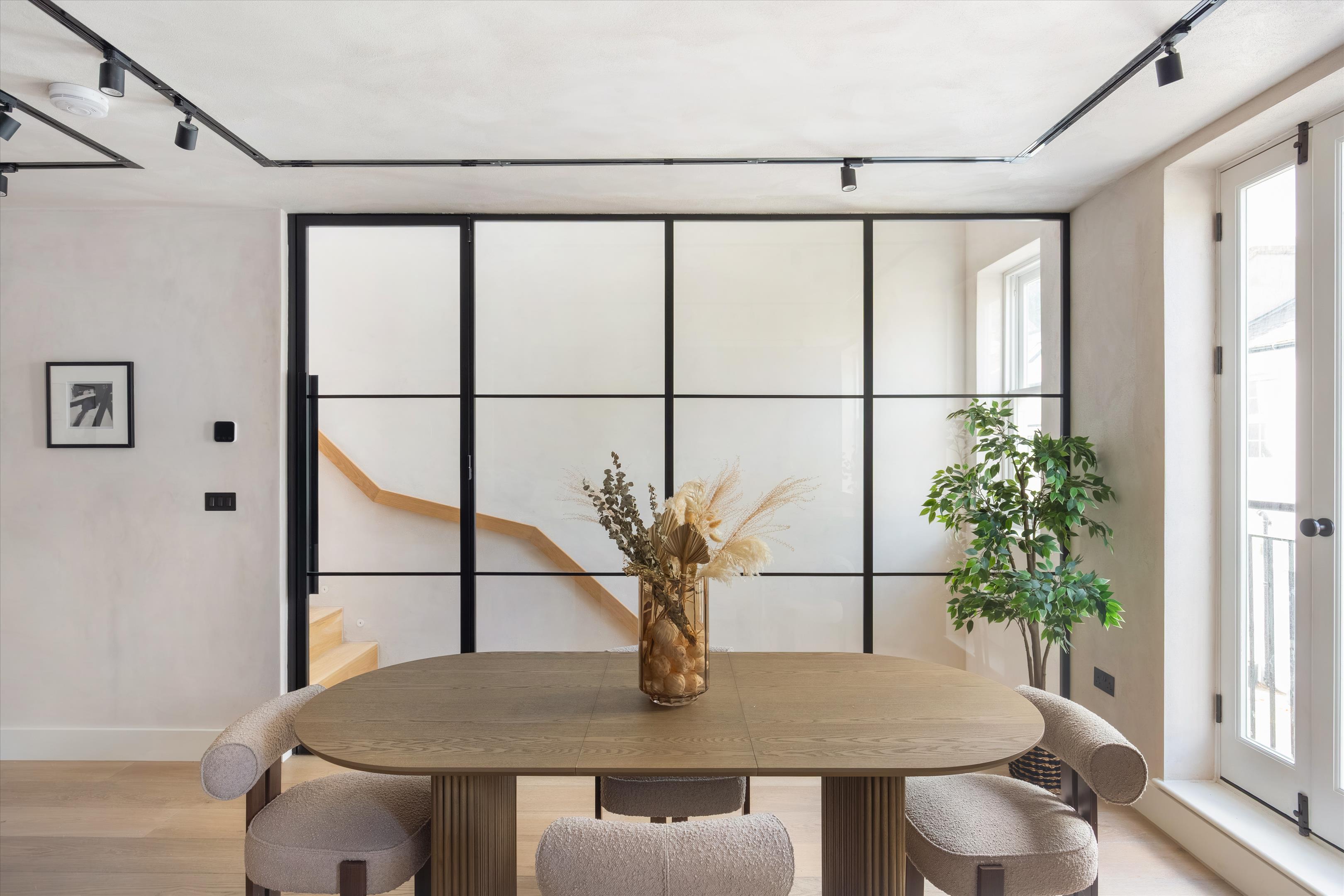 Russell Gardens Mews, London W14
