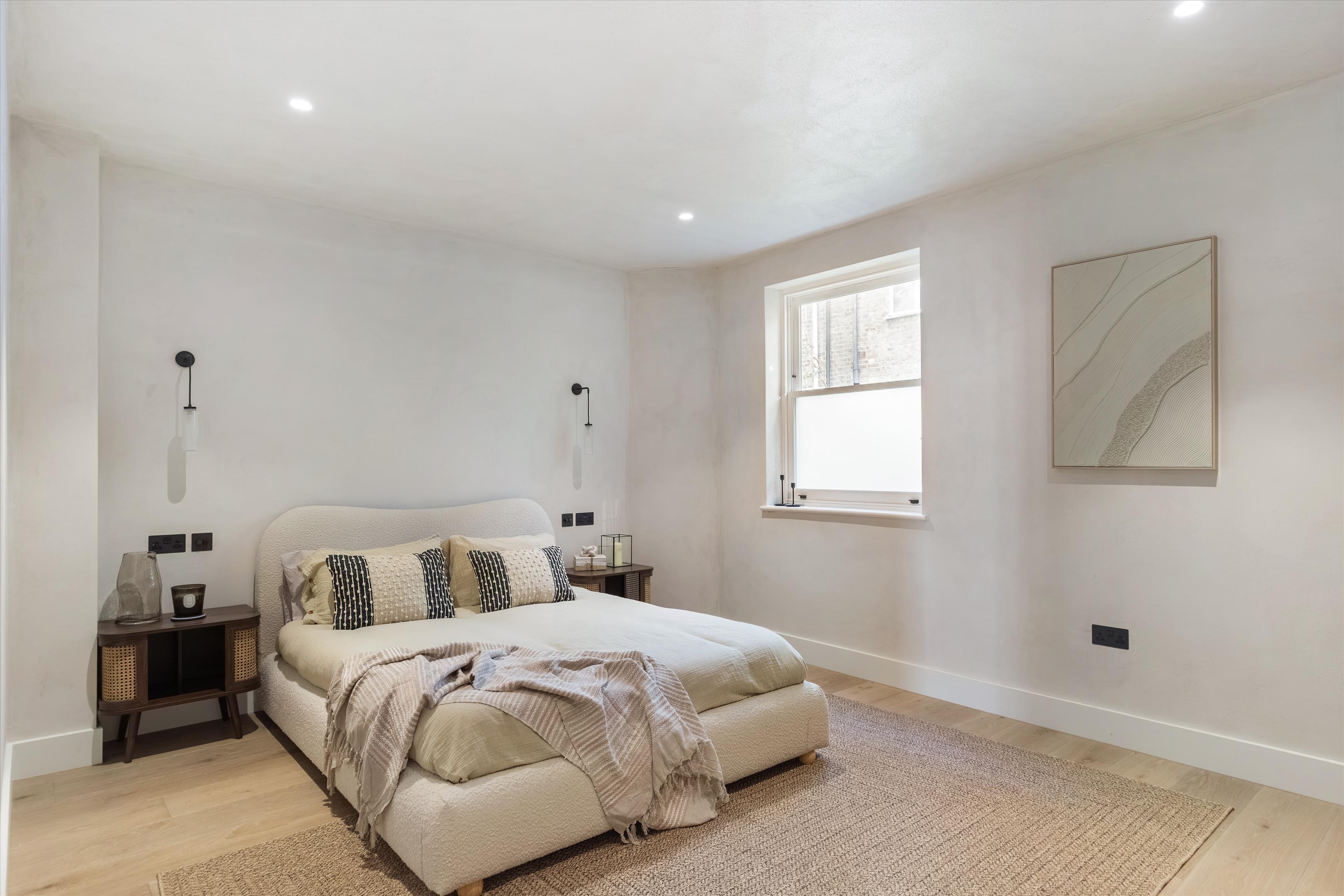 Russell Gardens Mews, London W14