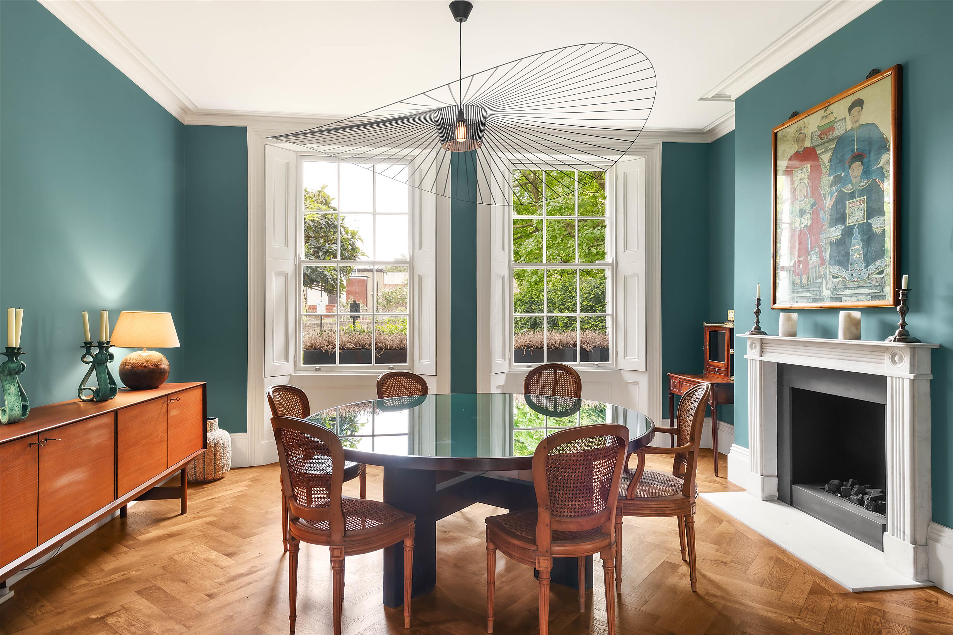 Pembroke Square, London W8