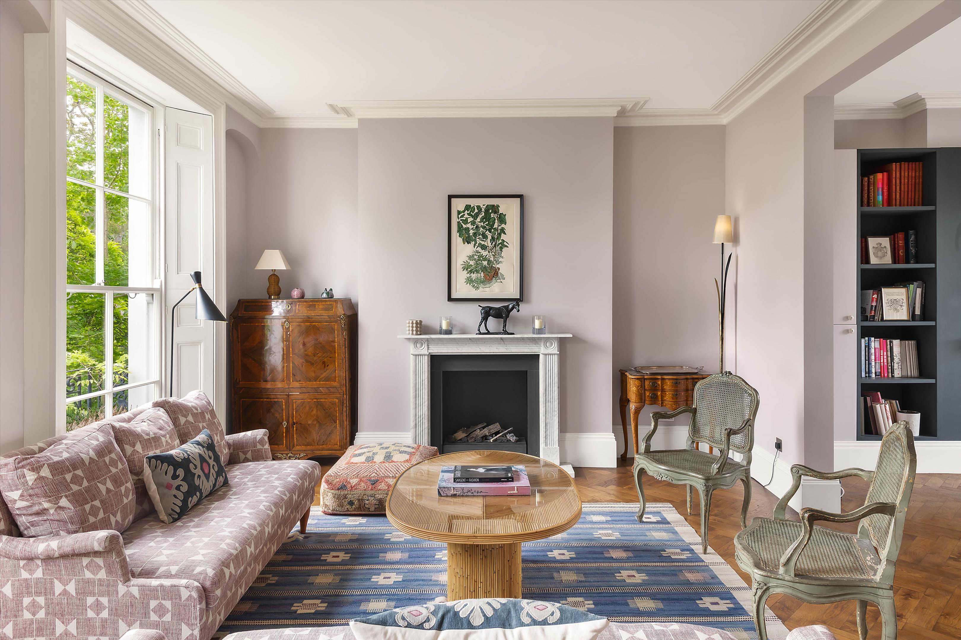 Pembroke Square, London W8