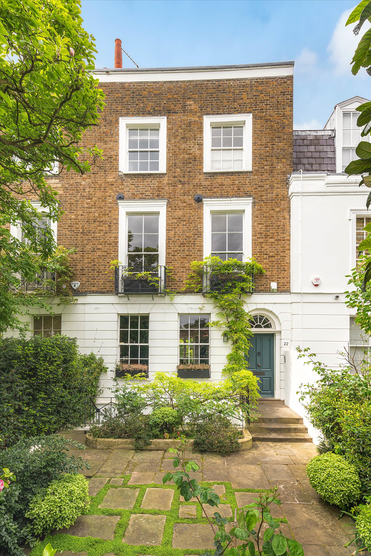 Pembroke Square, London W8