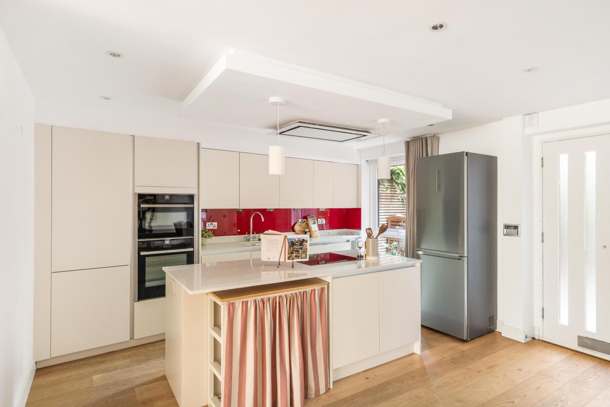 Broadwalk House, Hyde Park Gate, London SW7