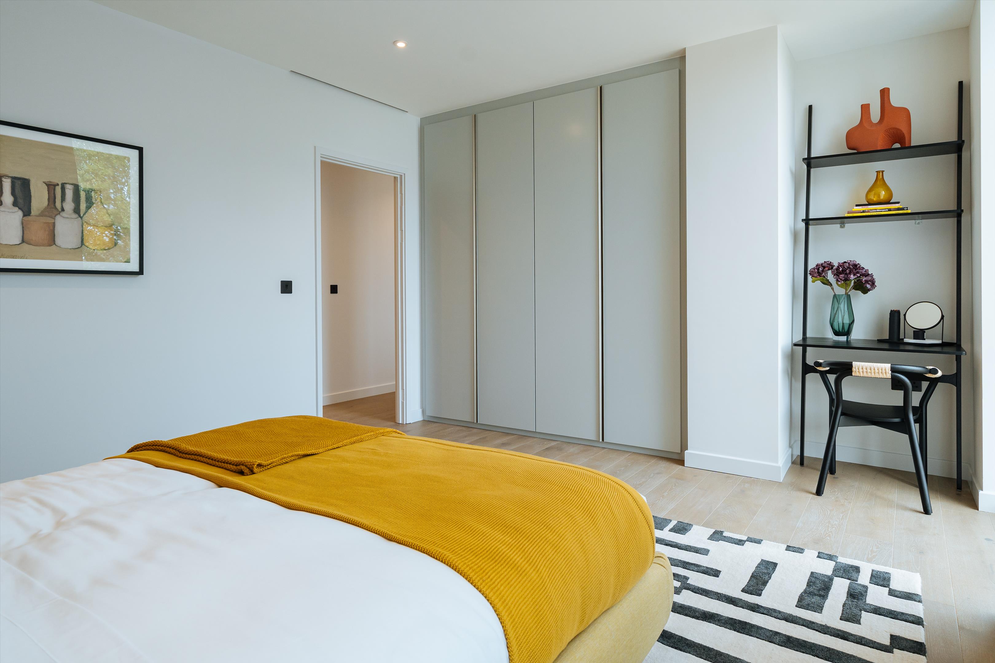 Hurlingham Waterfront, 1-3 Carnwath Road, London, SW6 2TZ