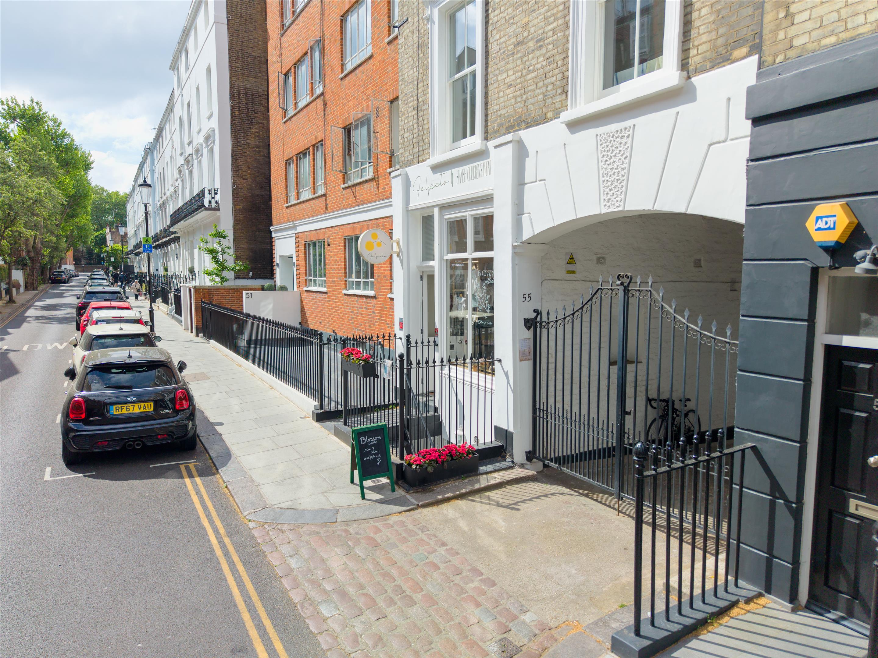 Ossington Close, London W2