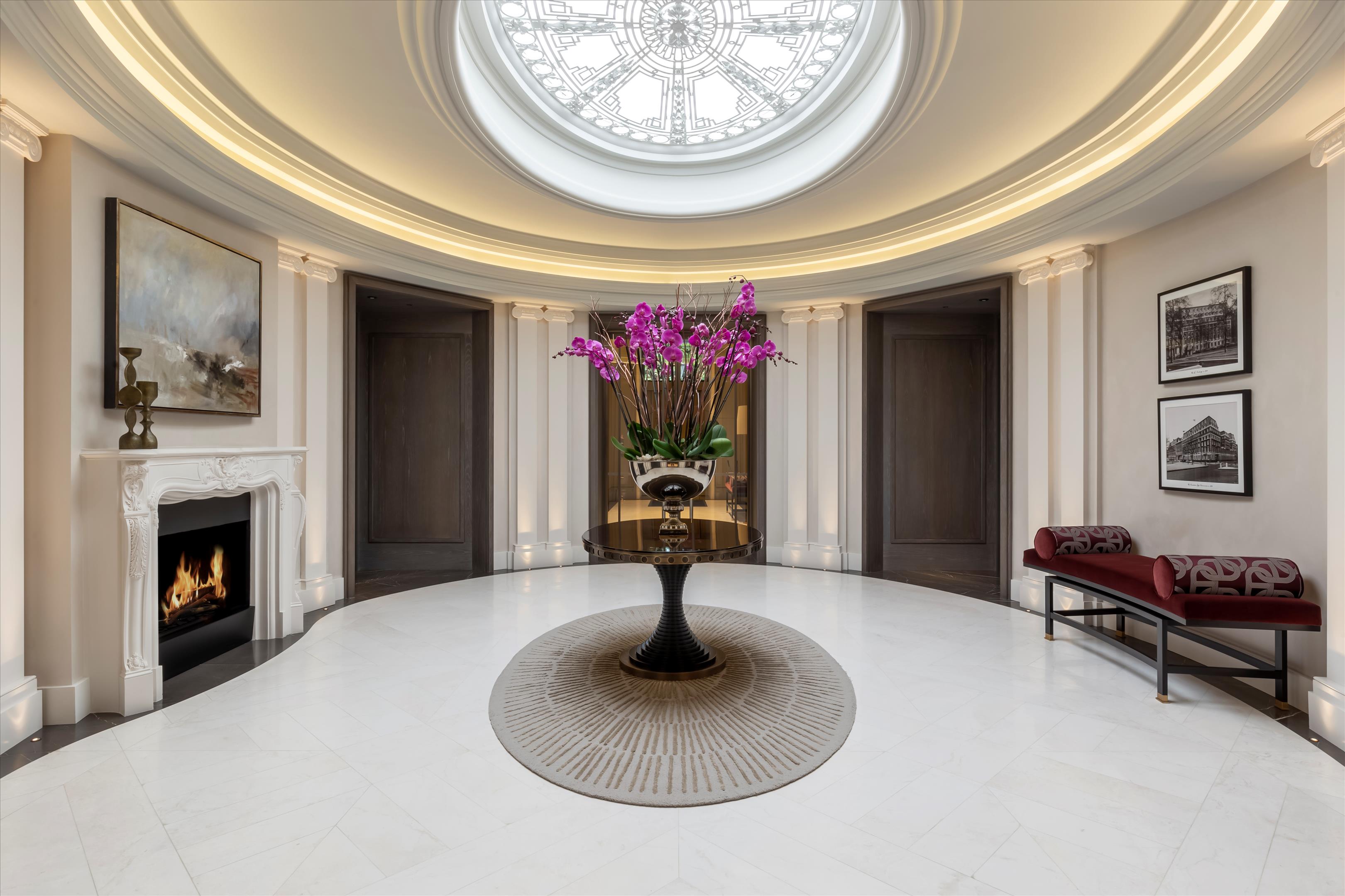No.1 Grosvenor Square, Mayfair, London, W1K 4AB