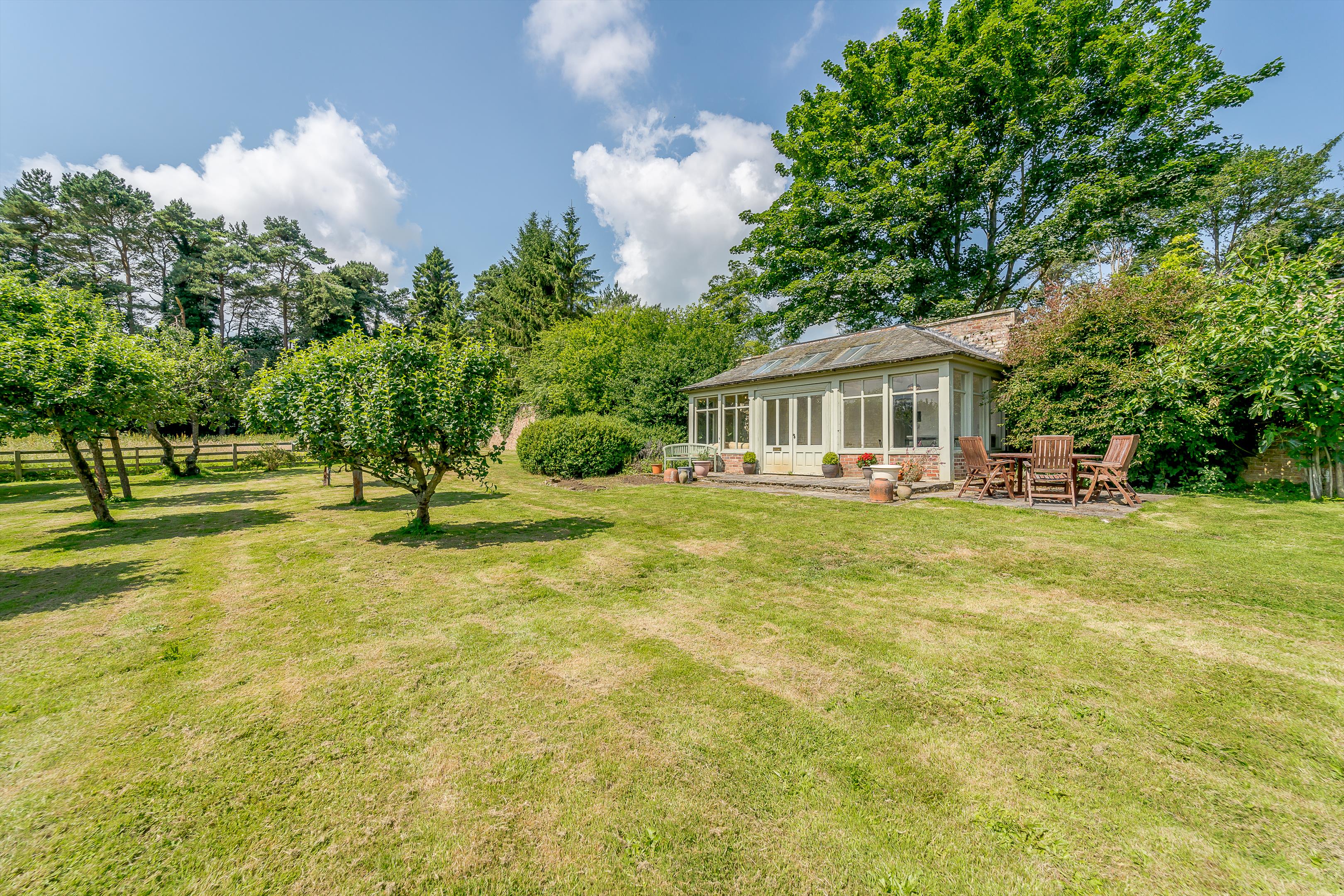 Milbourne, Newcastle upon Tyne, Northumberland, NE20