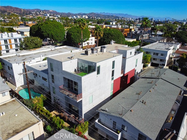 925 North Genesee Avenue Unit: 4