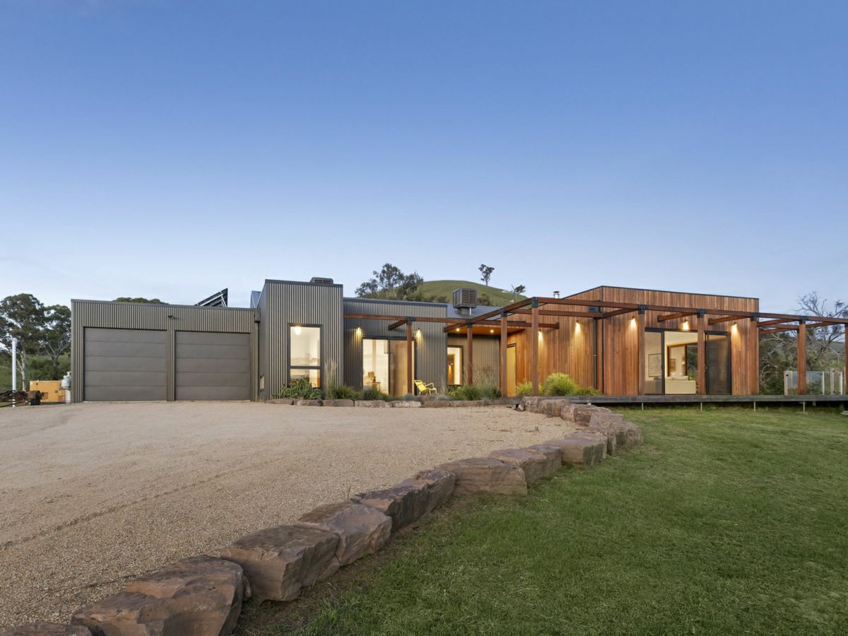 Mansfield, North Eastern, VIC