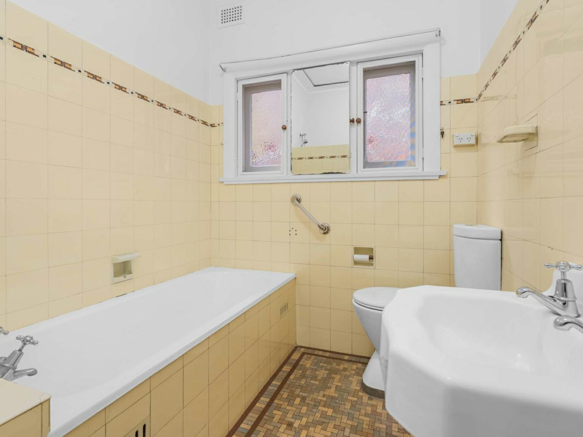 Strathfield, Inner West, NSW