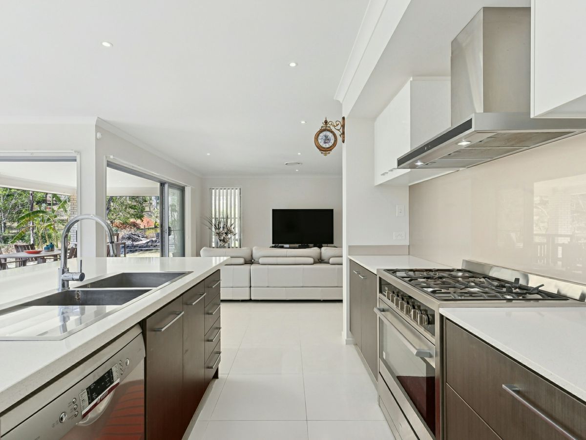 Kenmore Hills, City and North, QLD