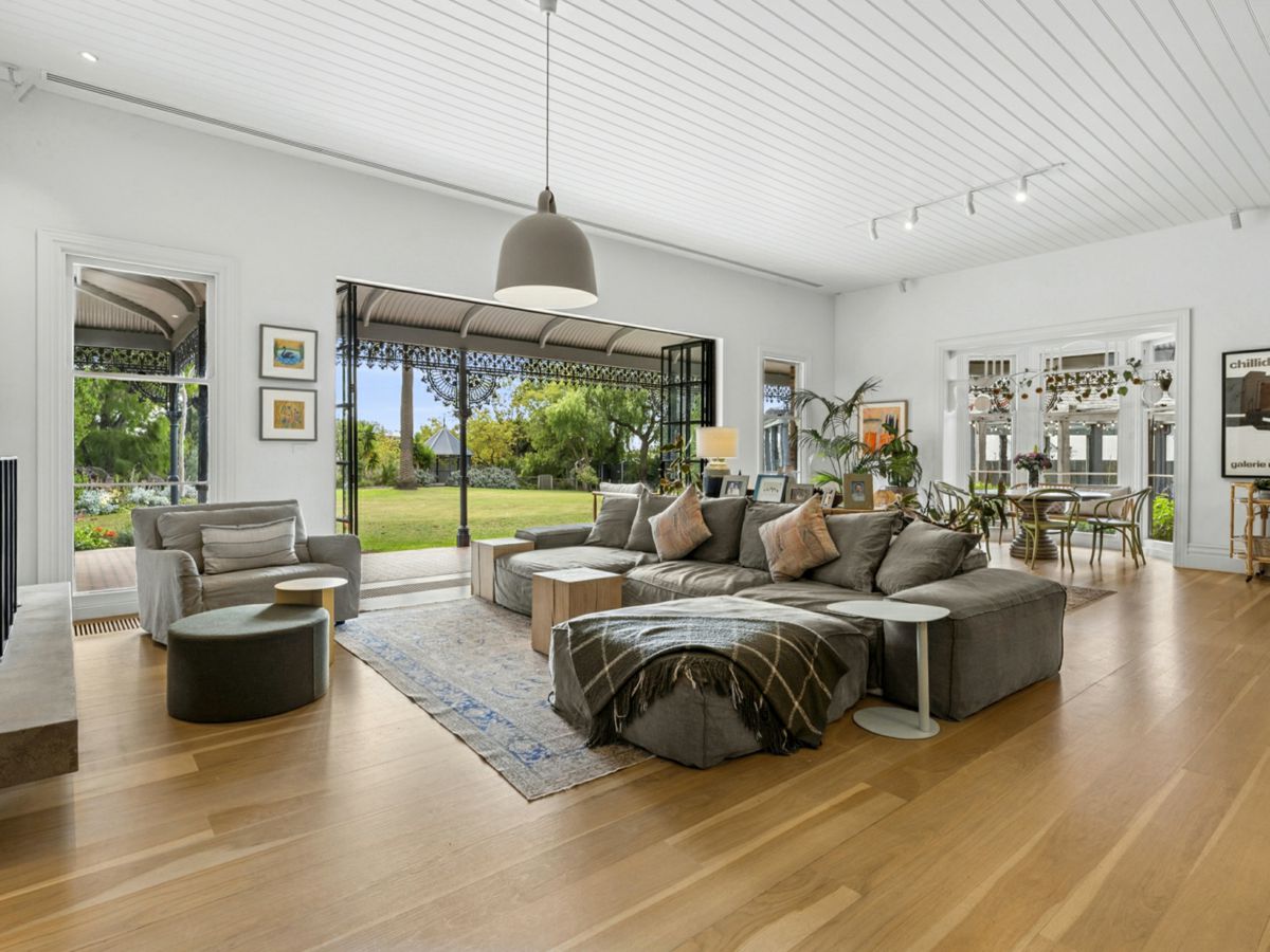 Newtown, Geelong and District, VIC