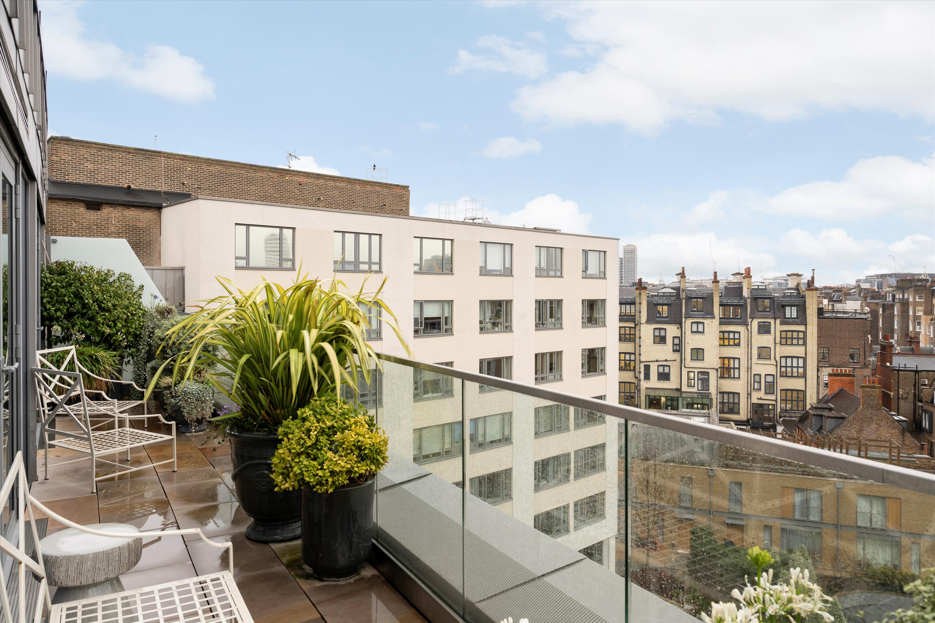 Park Crescent West, Marylebone, London W1B