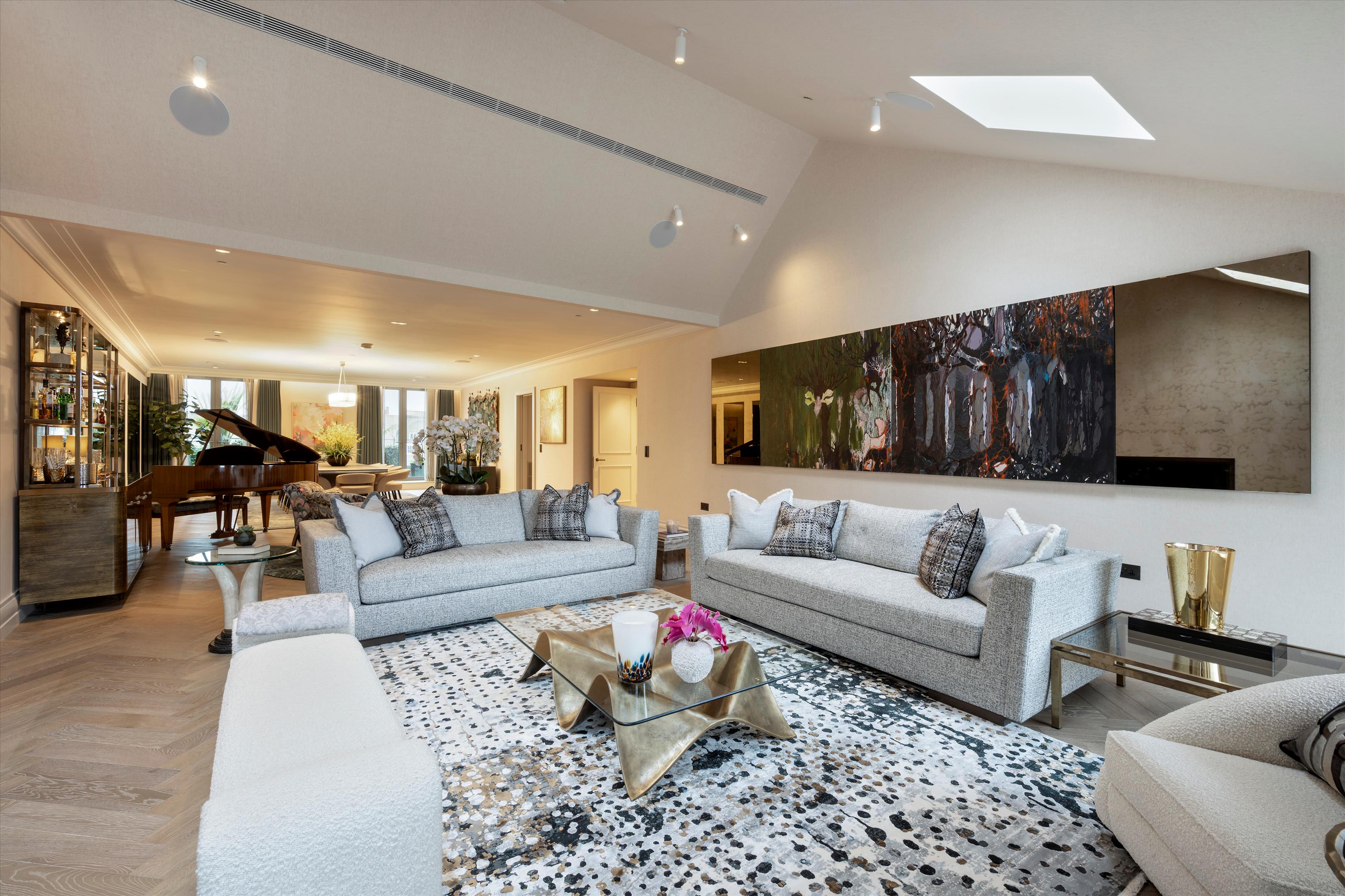 Park Crescent West, Marylebone, London W1B
