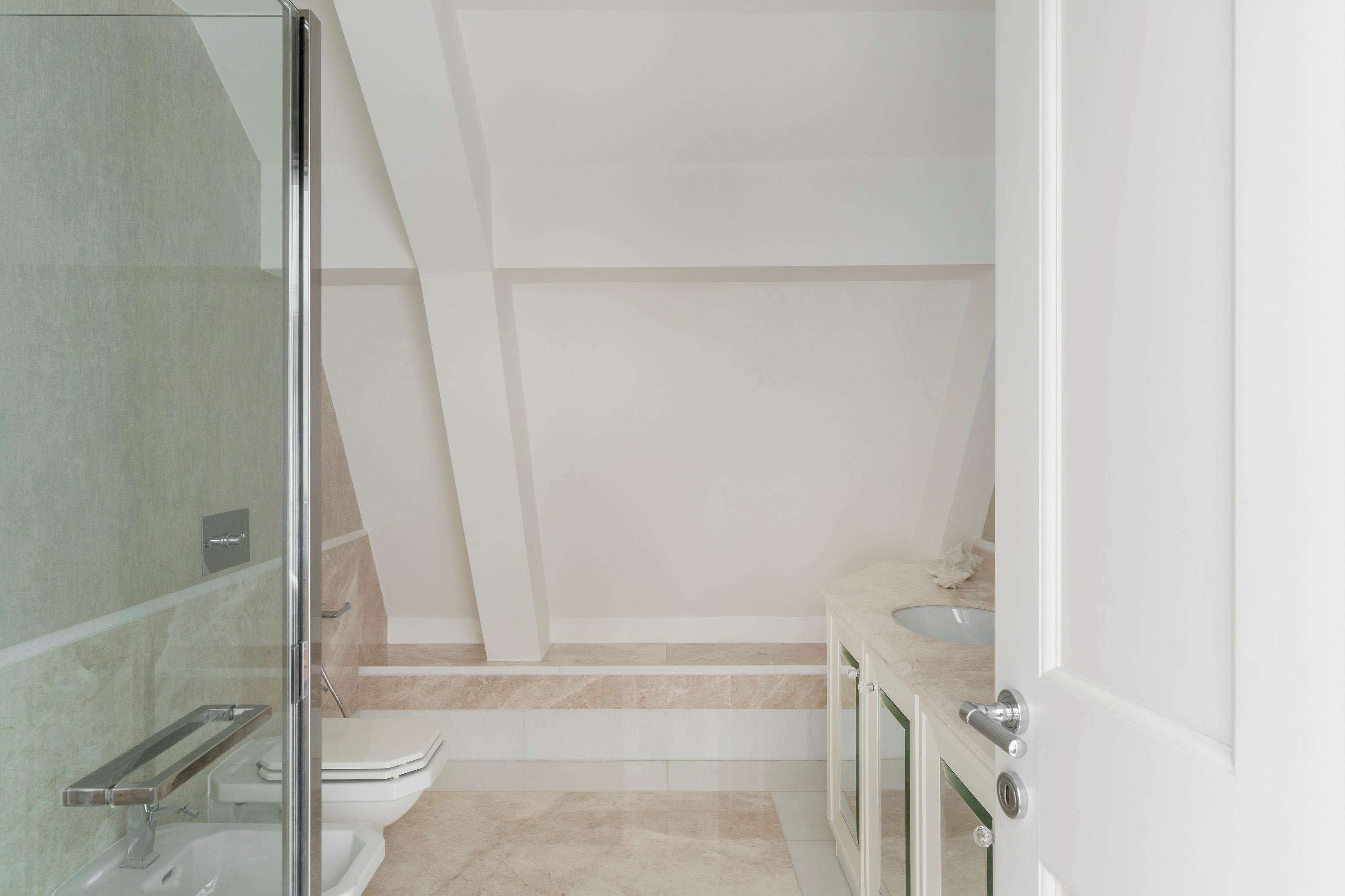 Fitzhardinge Street, Marylebone, W1H