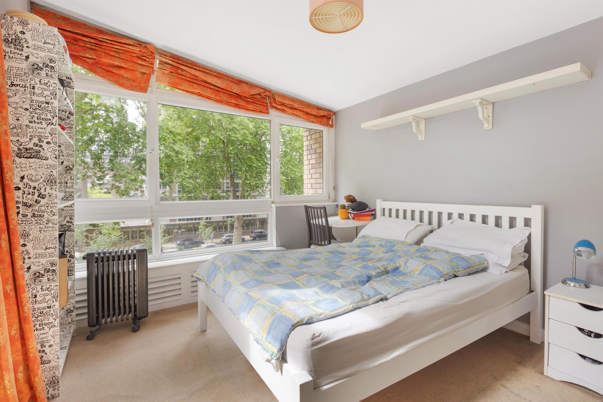 Cambridge Square, London W2
