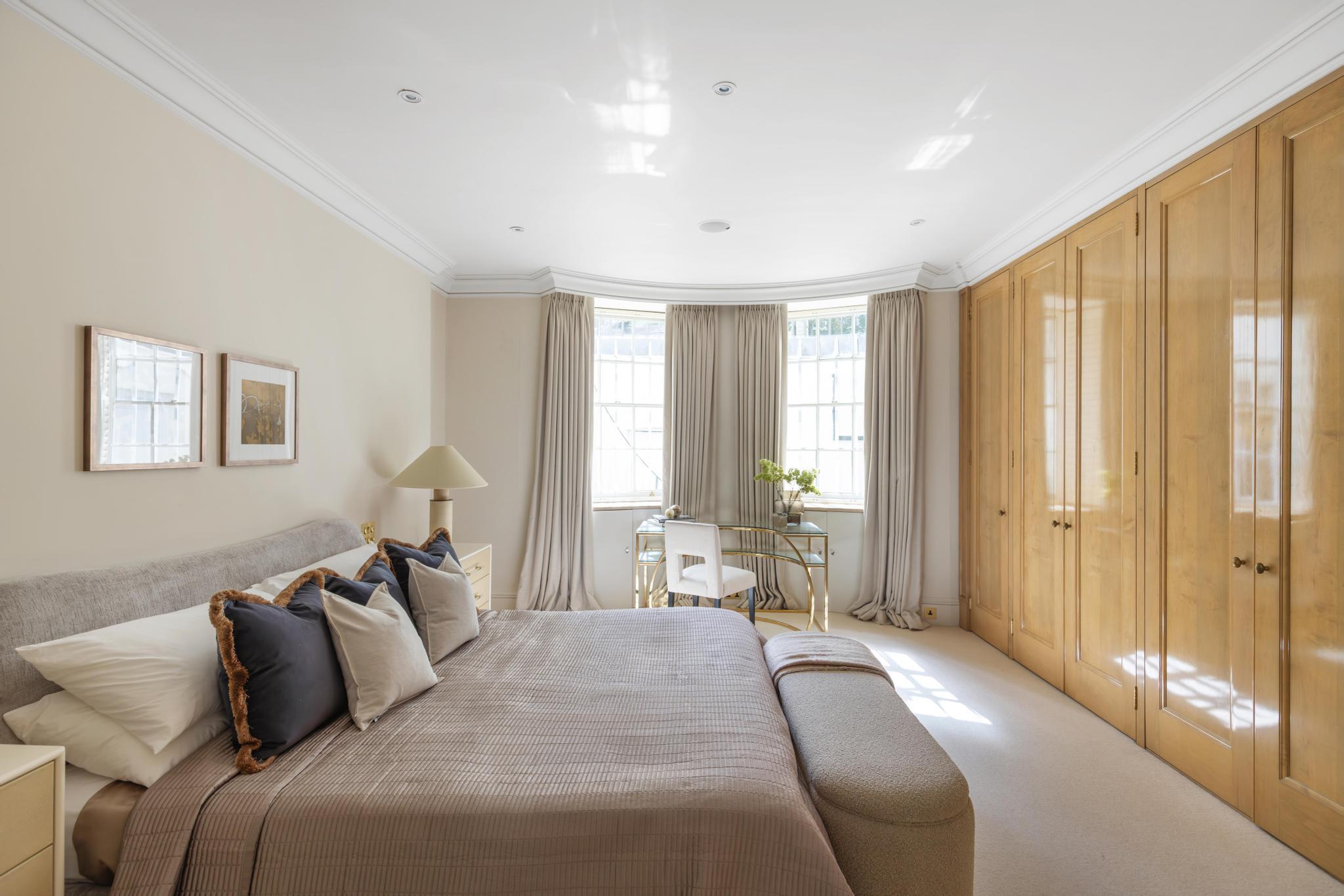 Montagu Square, Marylebone, London W1H