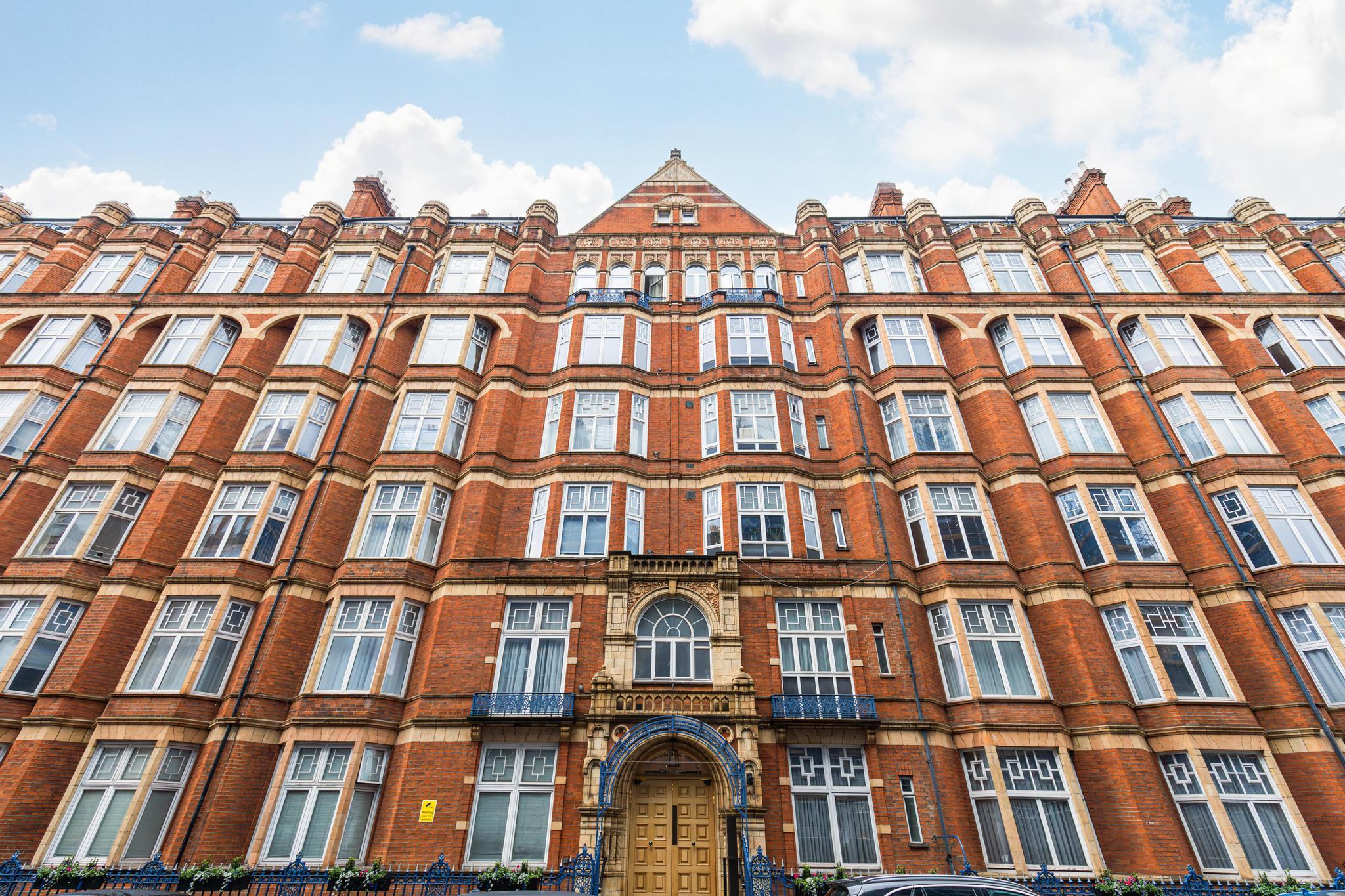 Bickenhall Street, London W1U