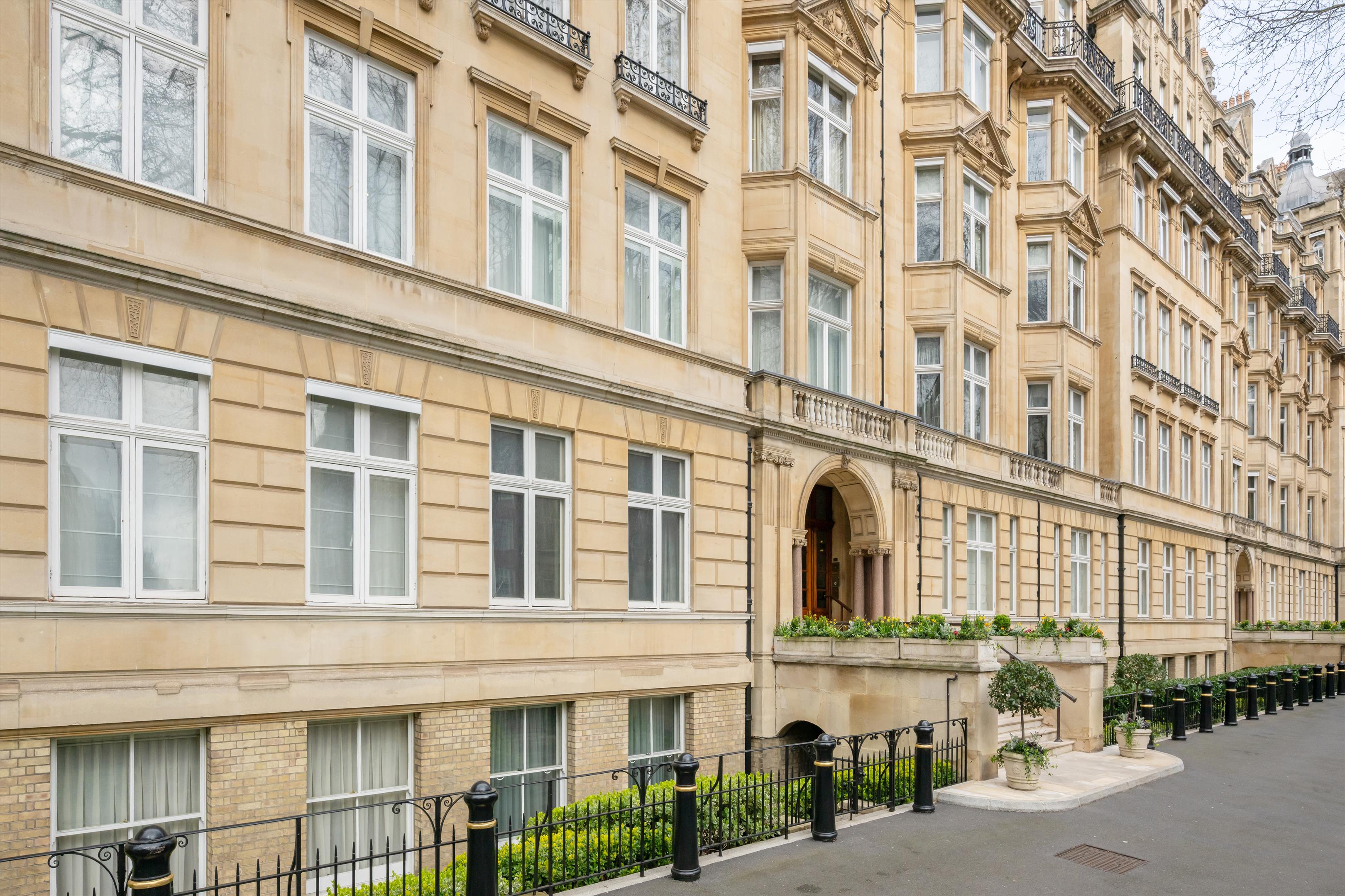 Harley House, Marylebone Road, NW1