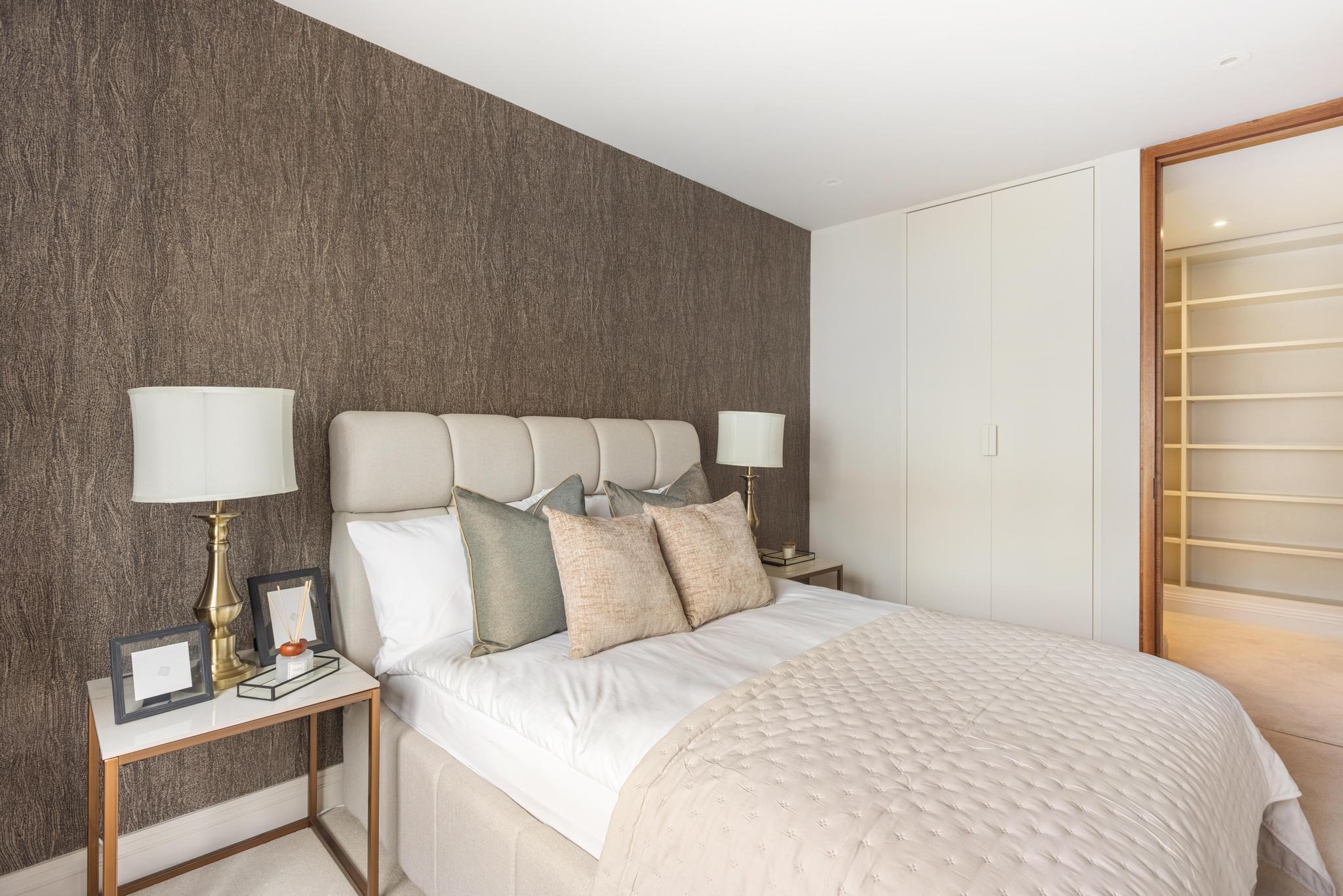 Chelwood House, Gloucester Square, Hyde Park, London W2