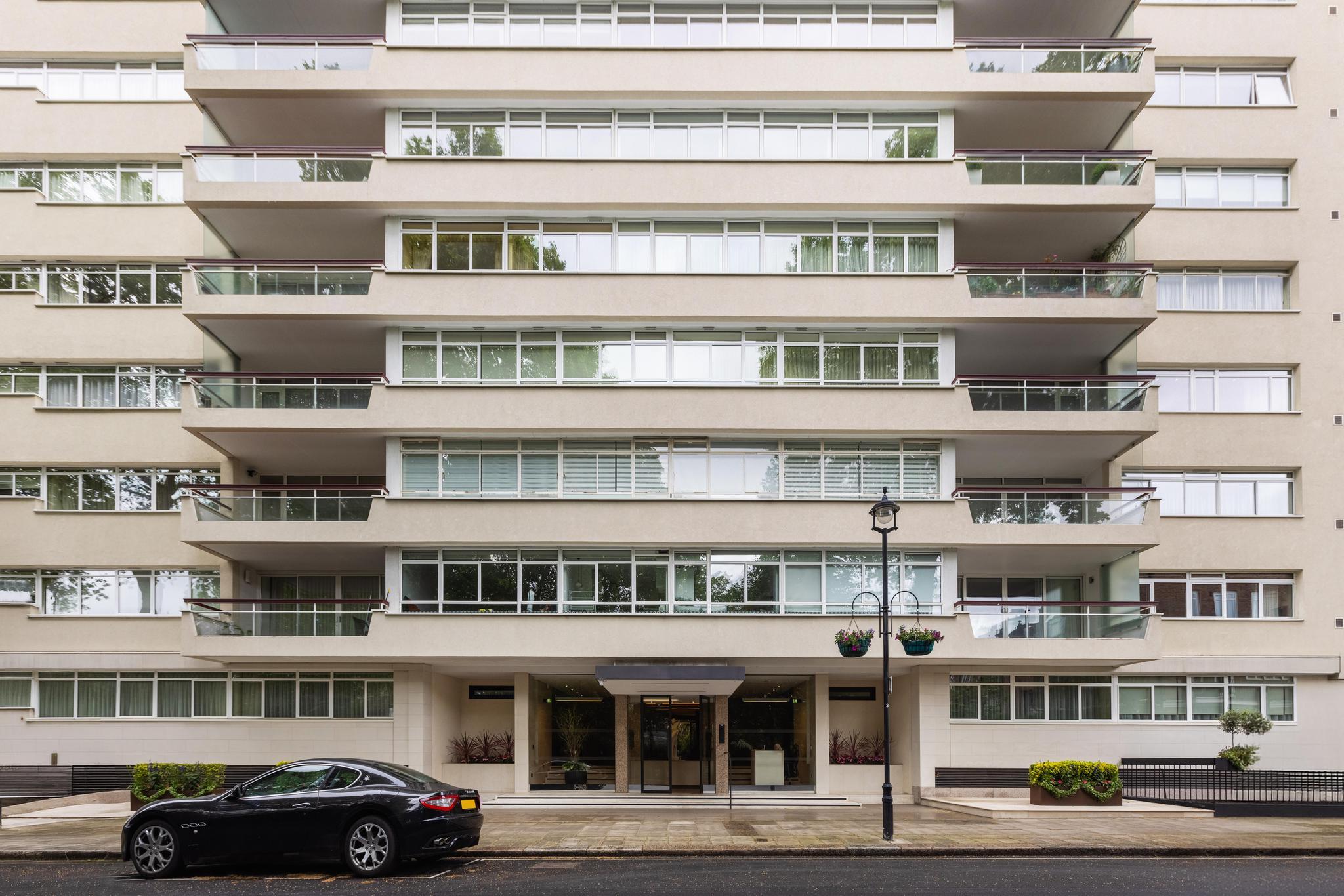 Chelwood House, Gloucester Square, Hyde Park, London W2