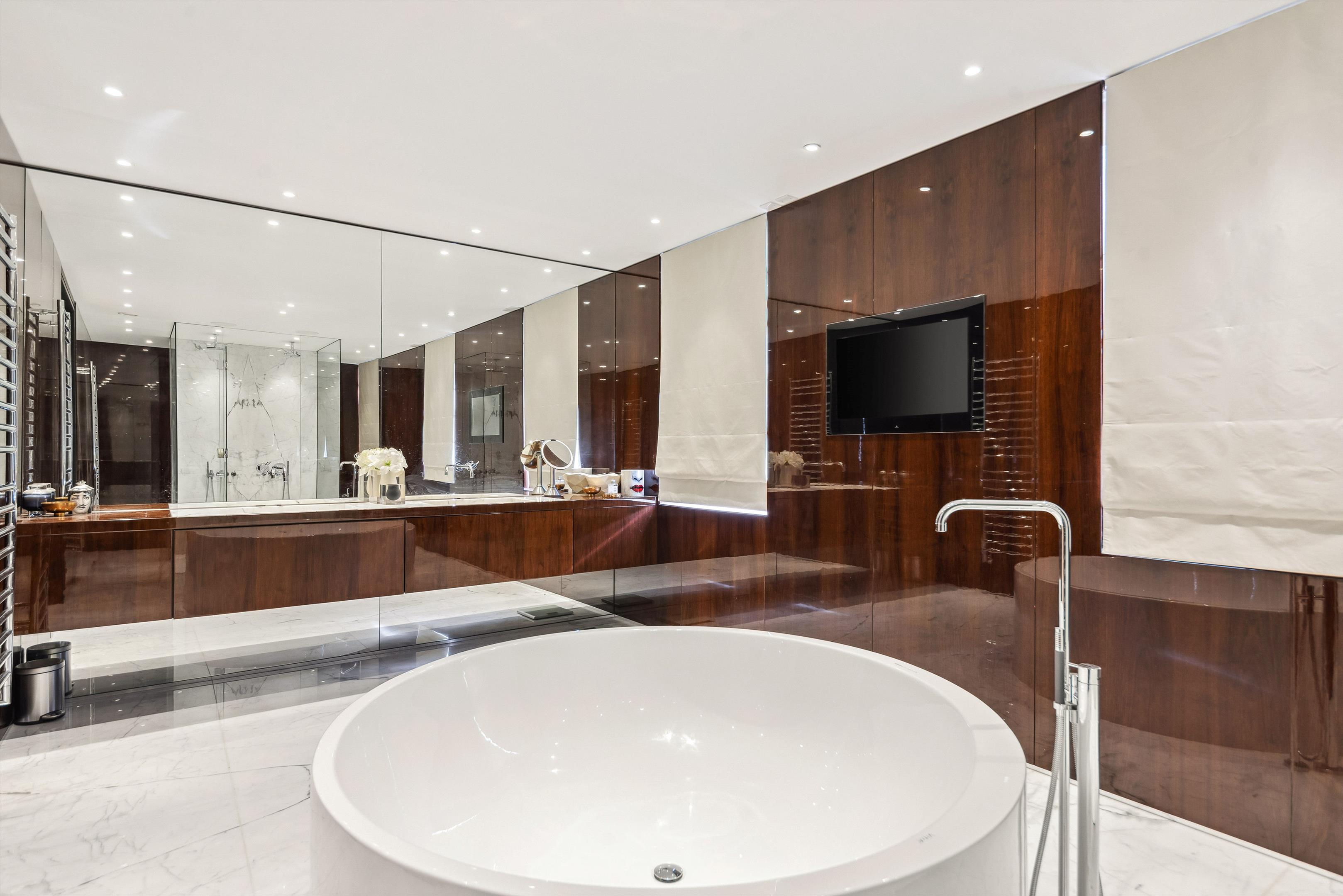Park Crescent, Marylebone, London W1B