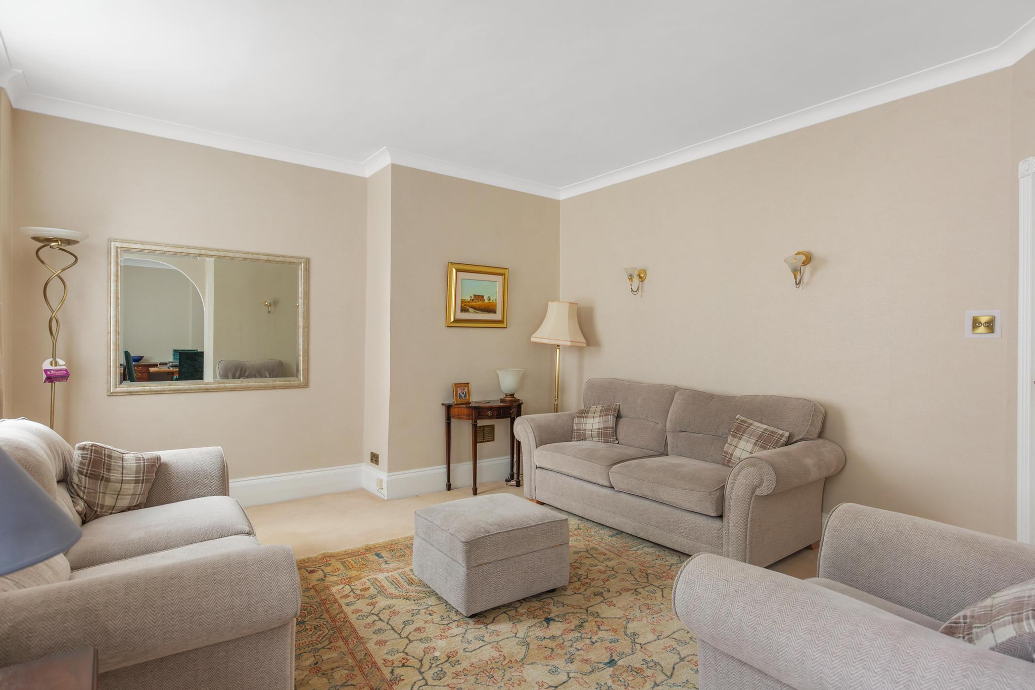 Montagu Mansions, London W1U