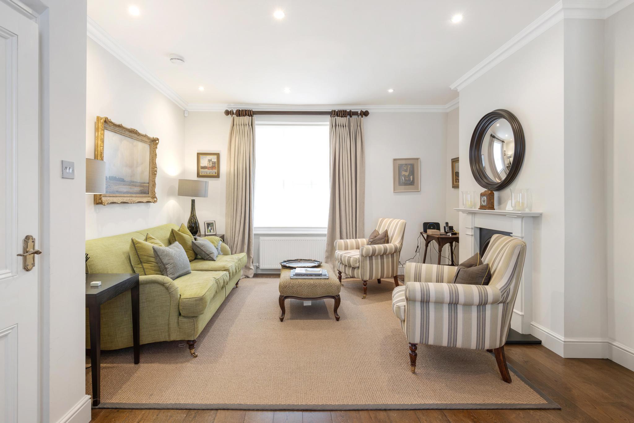 Middleton Place, London W1W