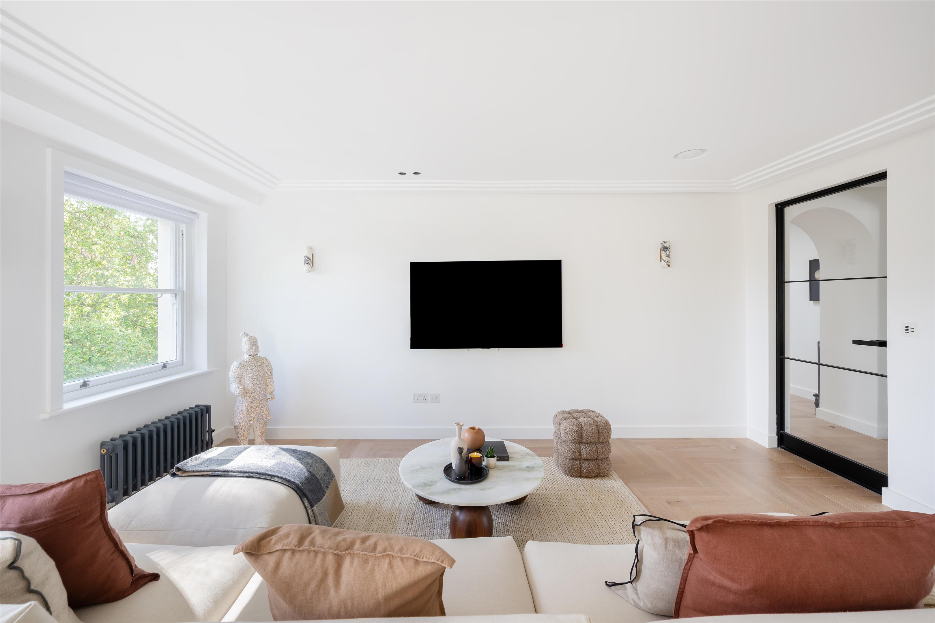 Montagu Square, London W1H