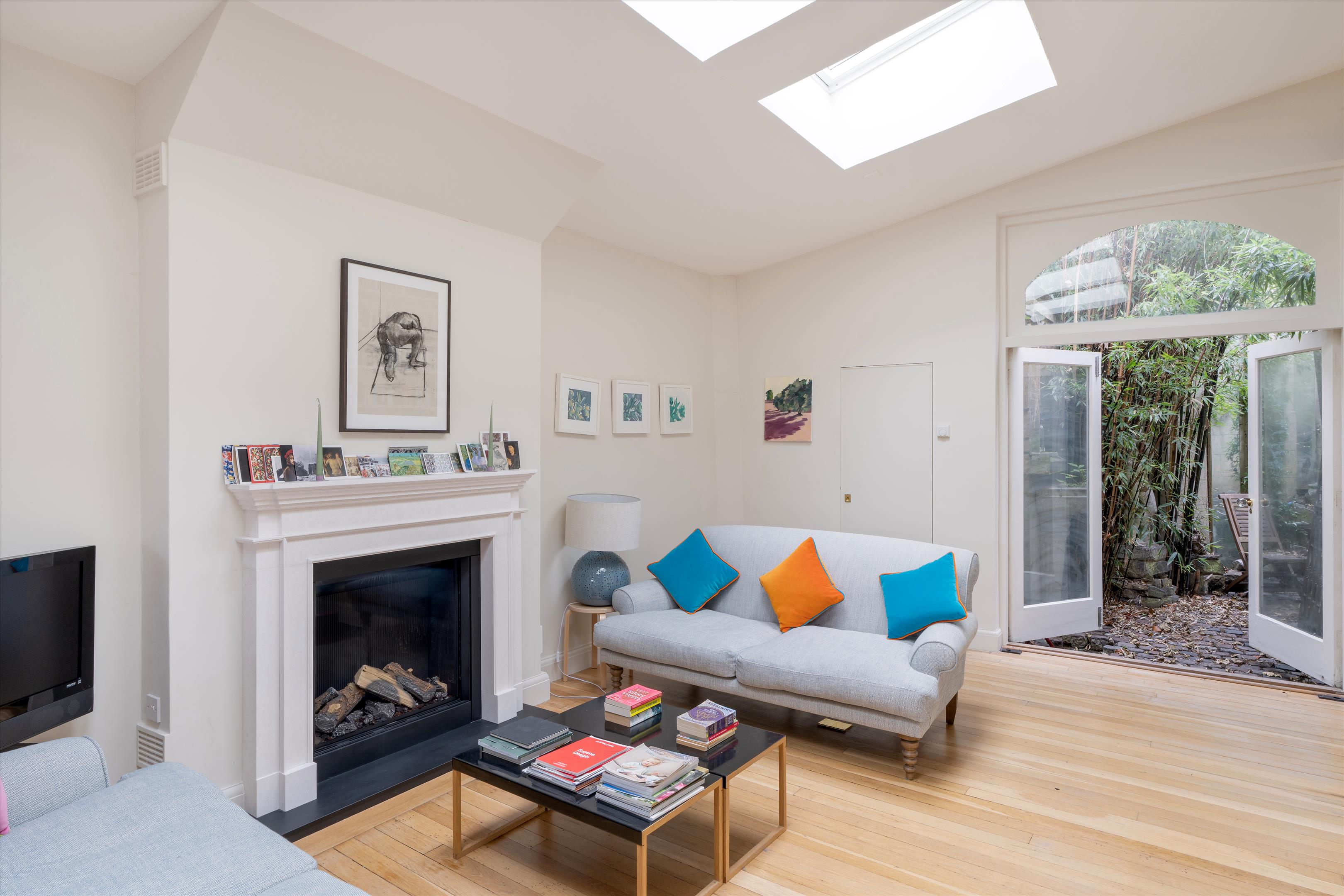 Pembridge Mews, Notting Hill, W11
