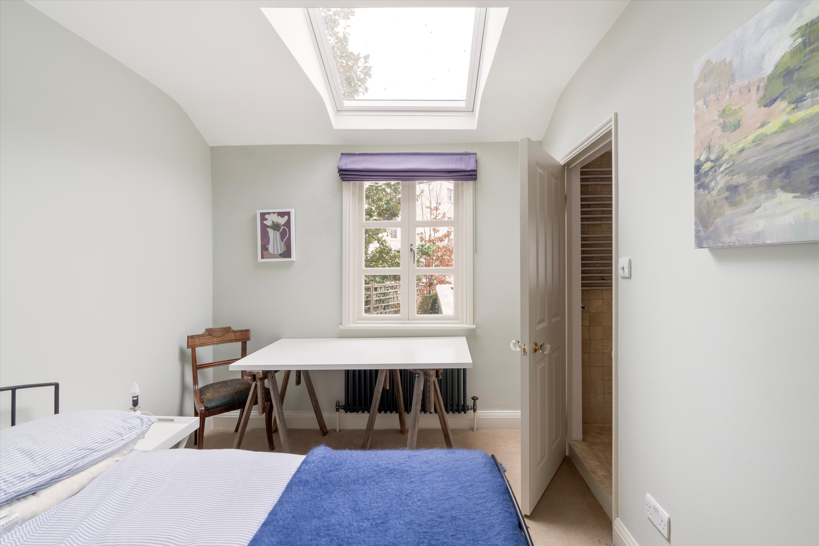 Pembridge Mews, Notting Hill, W11