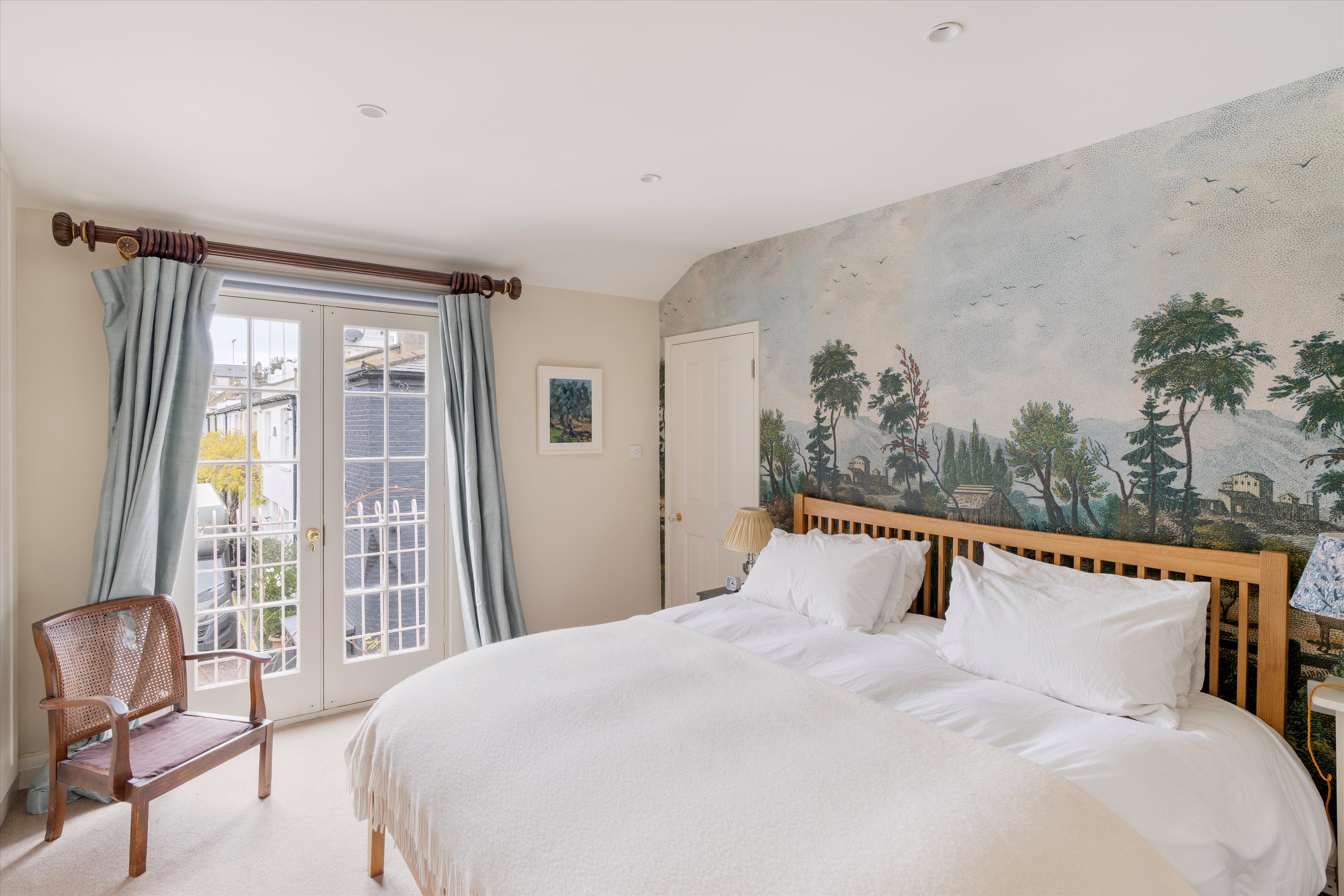 Pembridge Mews, Notting Hill, W11