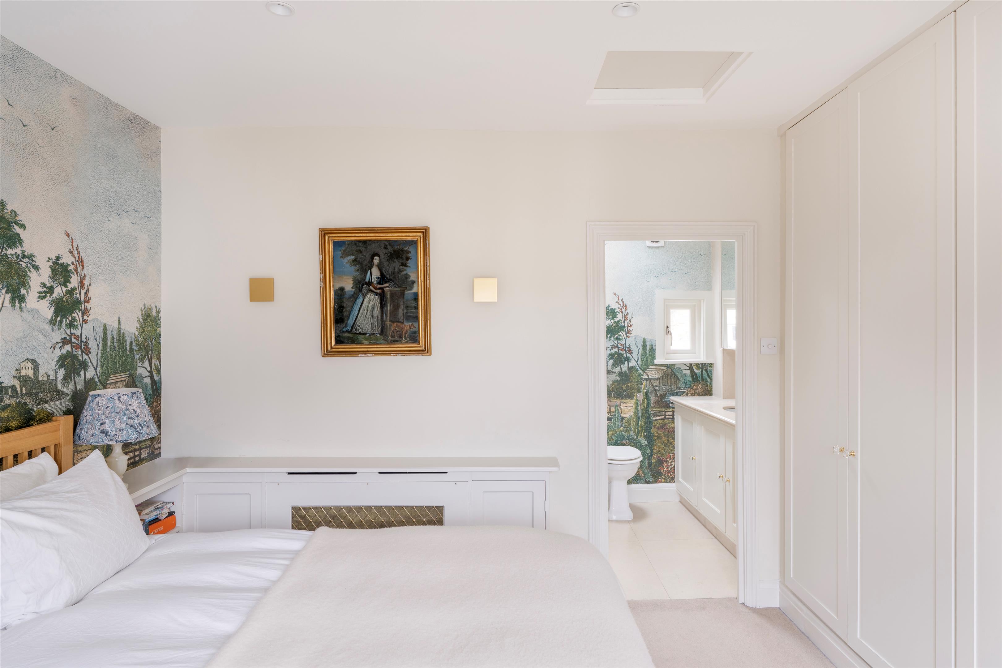 Pembridge Mews, Notting Hill, W11