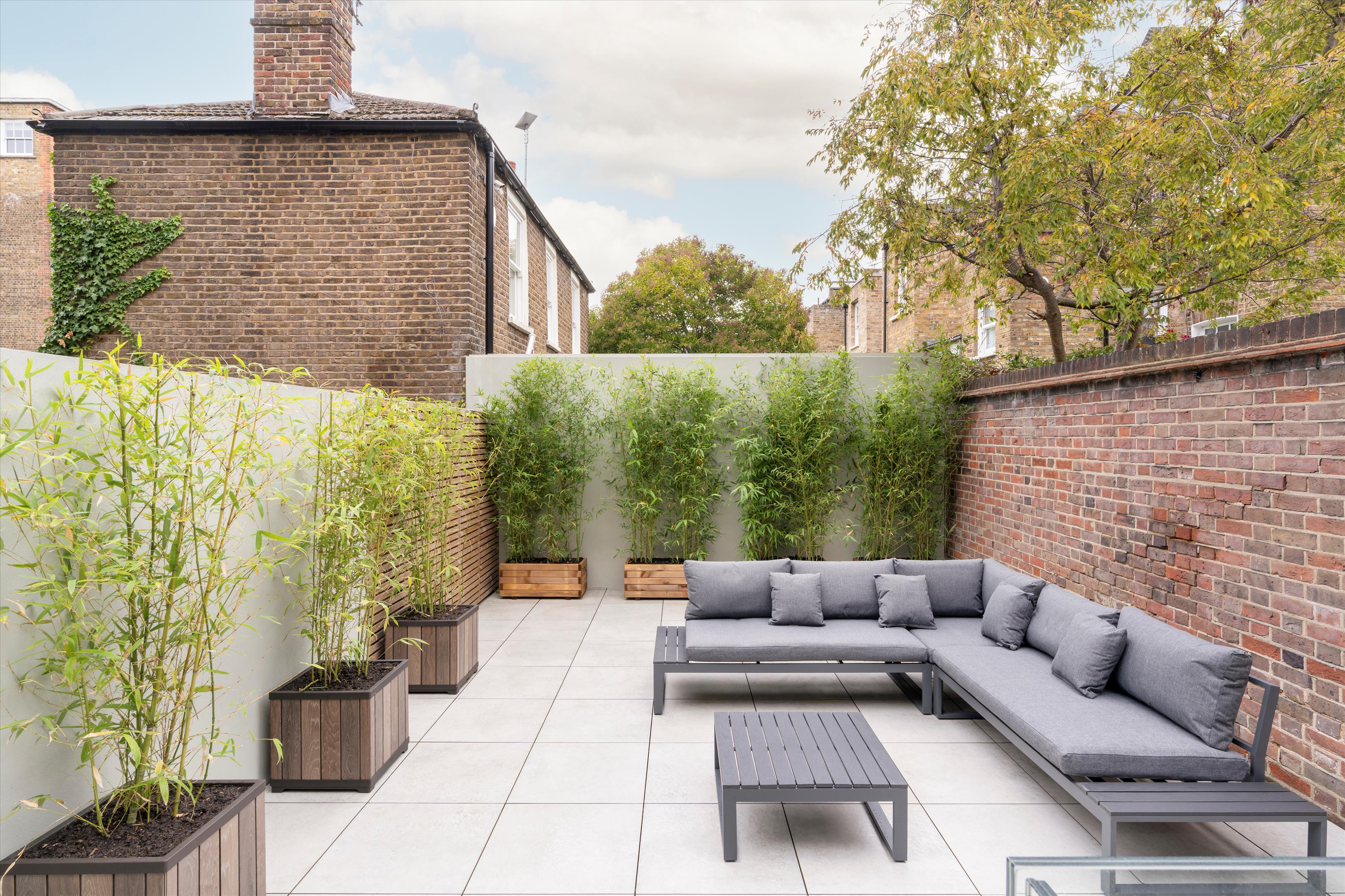 Queensdale Road, London, W11
