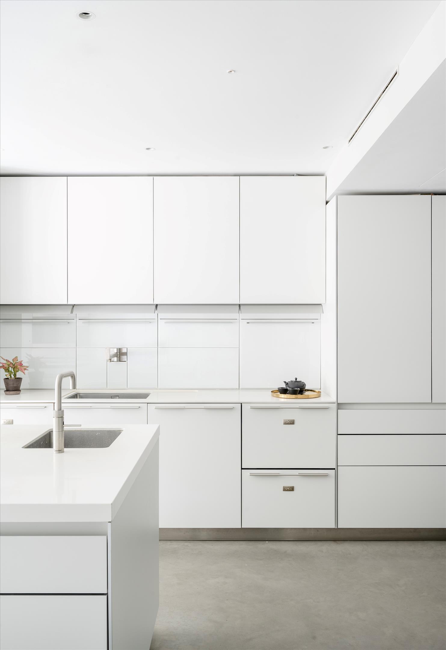 Elgin Crescent, London, W11