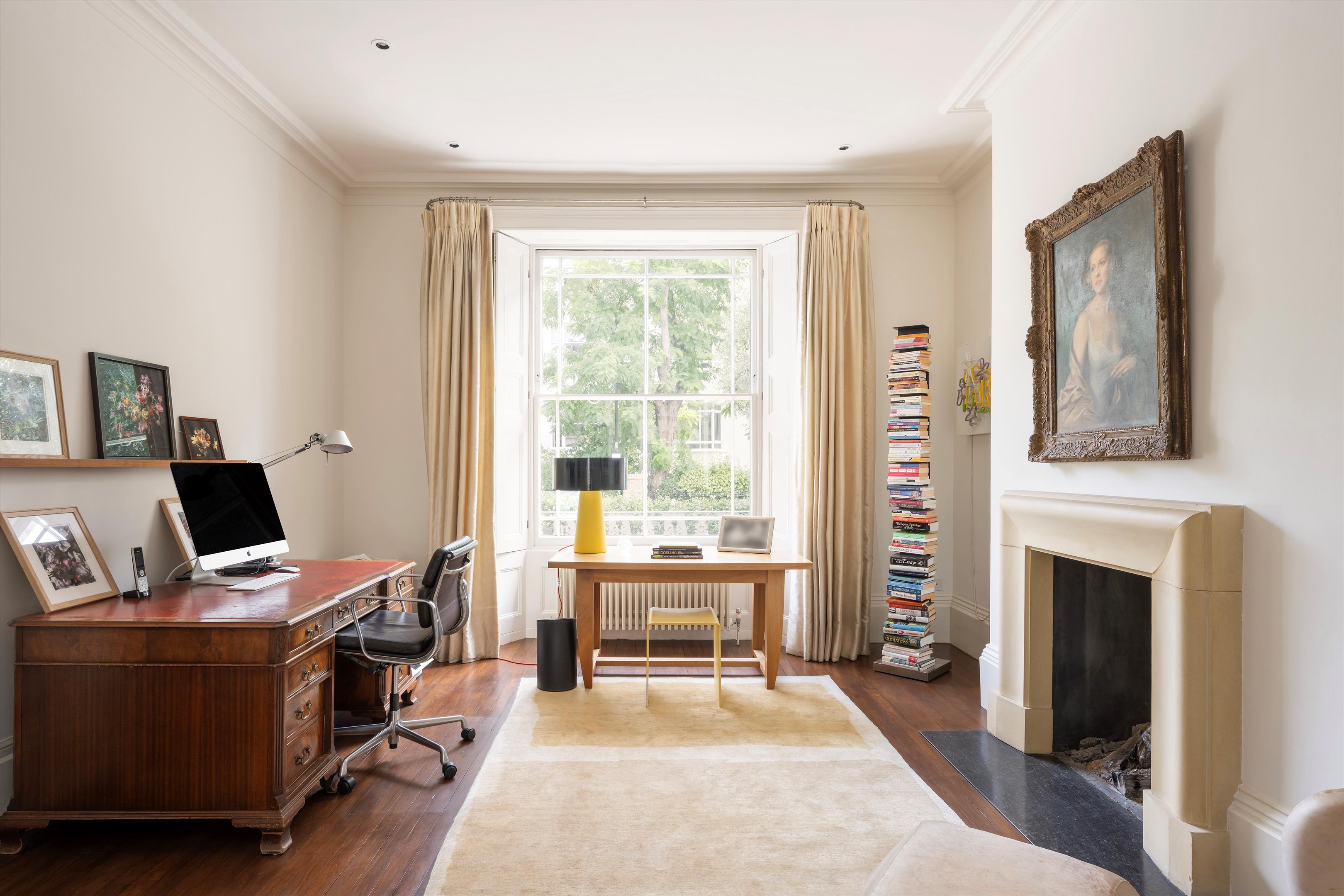 Clarendon Road, London, W11