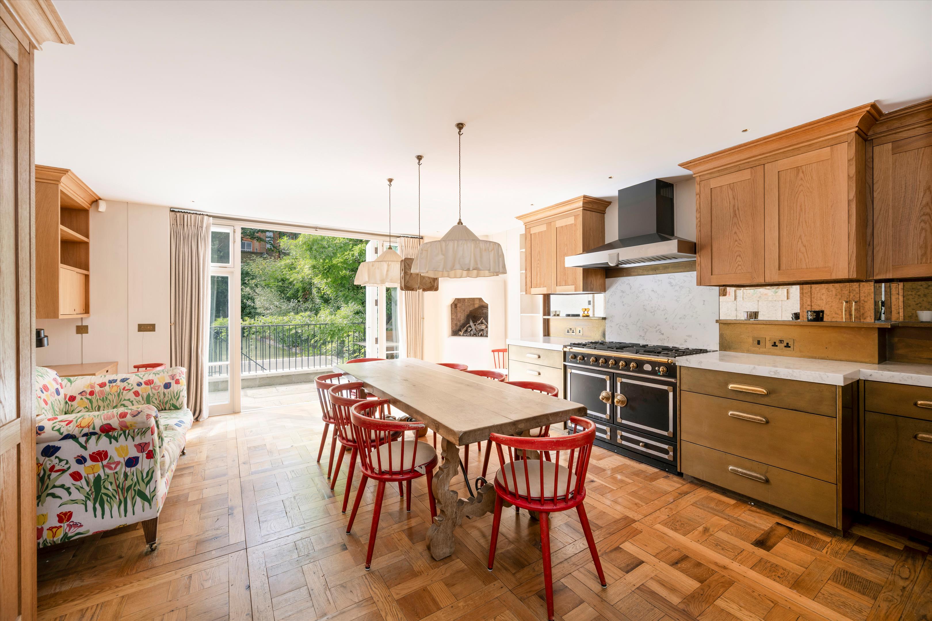 St Petersburgh Place, London, W2