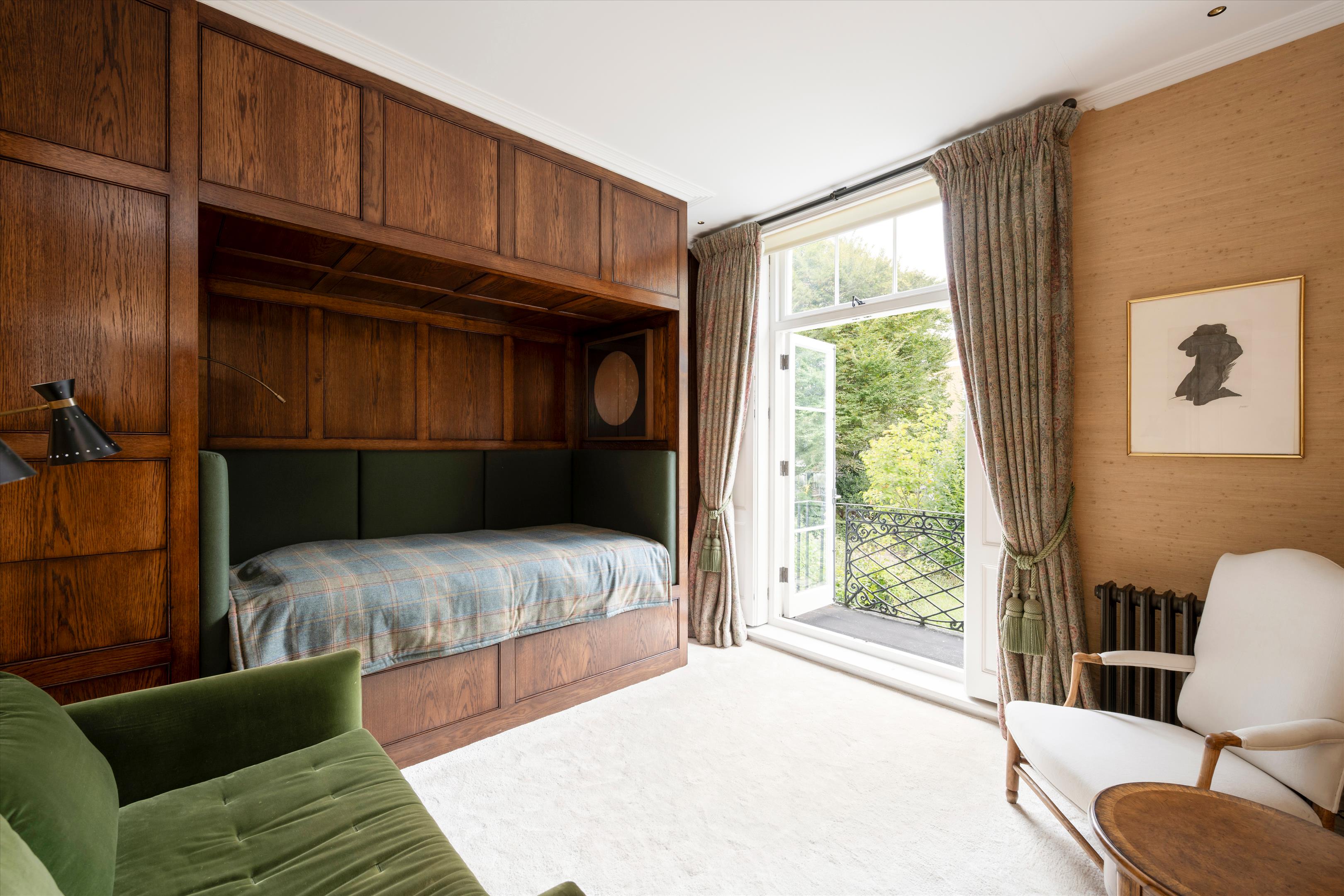 St Petersburgh Place, London, W2