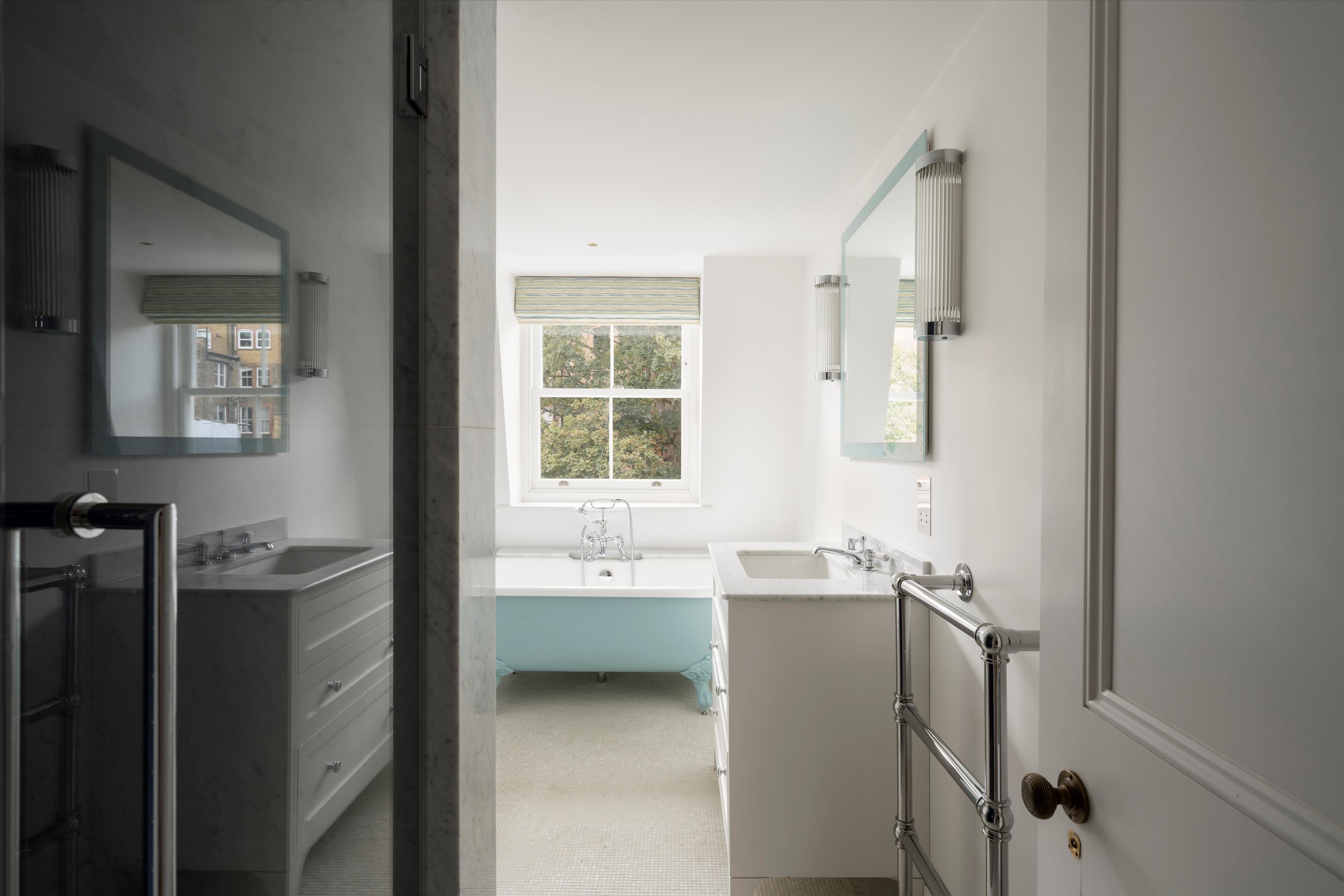 St Petersburgh Place, London, W2